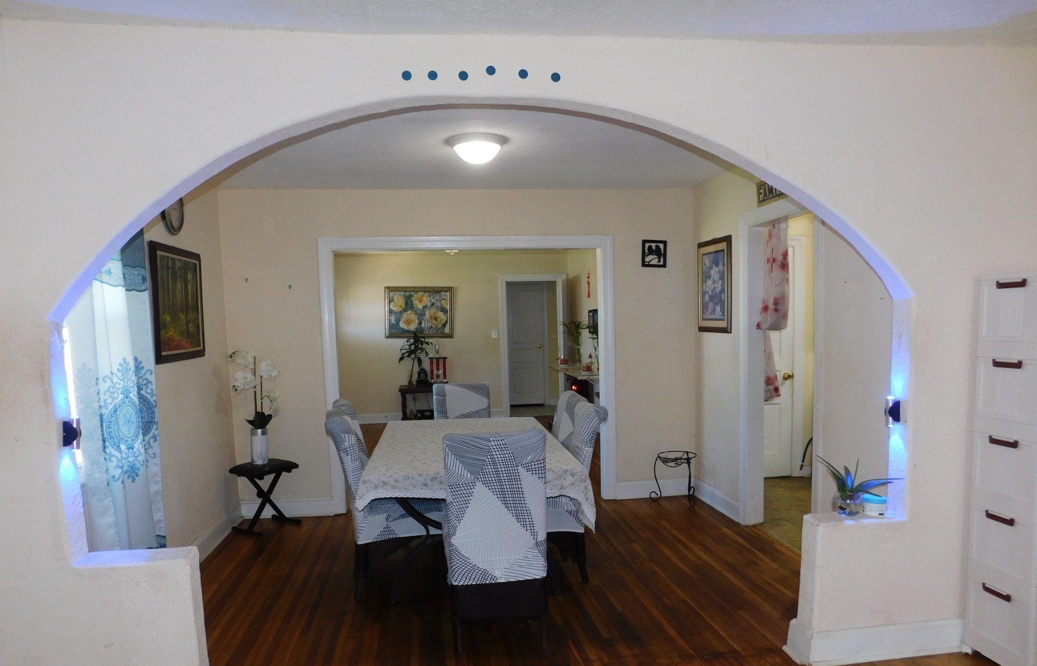 306 Druid Ln