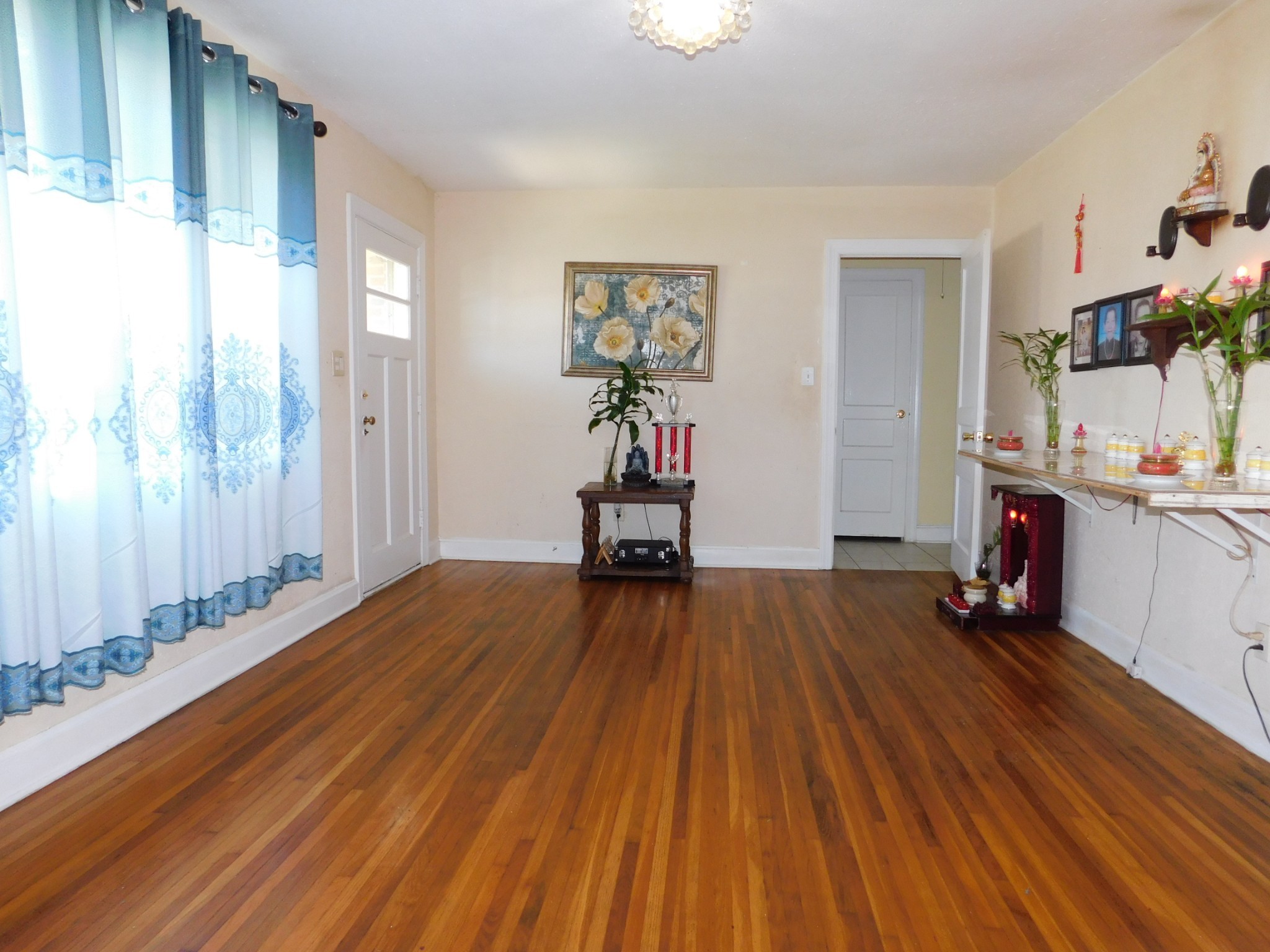 306 Druid Ln