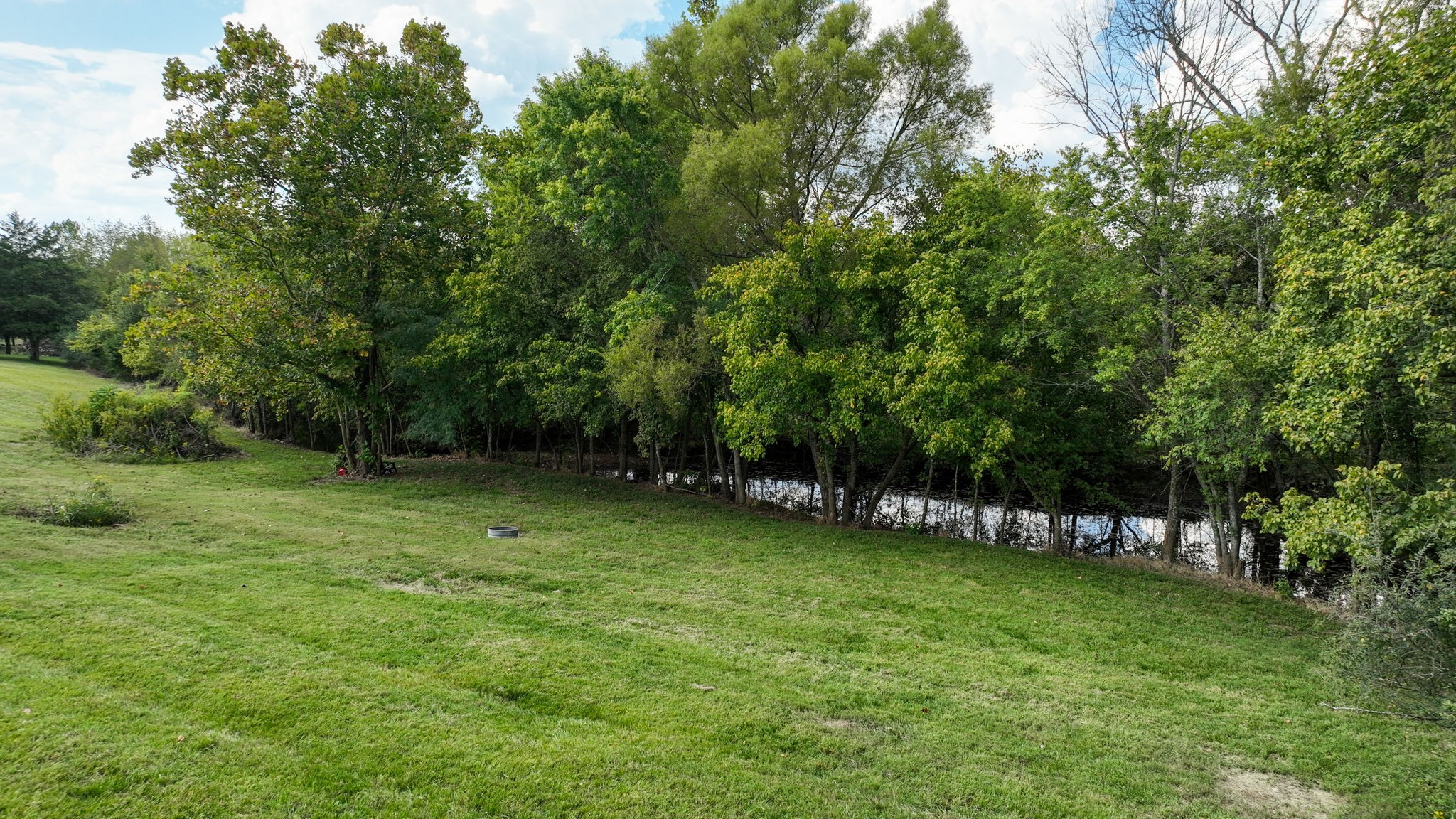 2125 Tulip Hill Dr