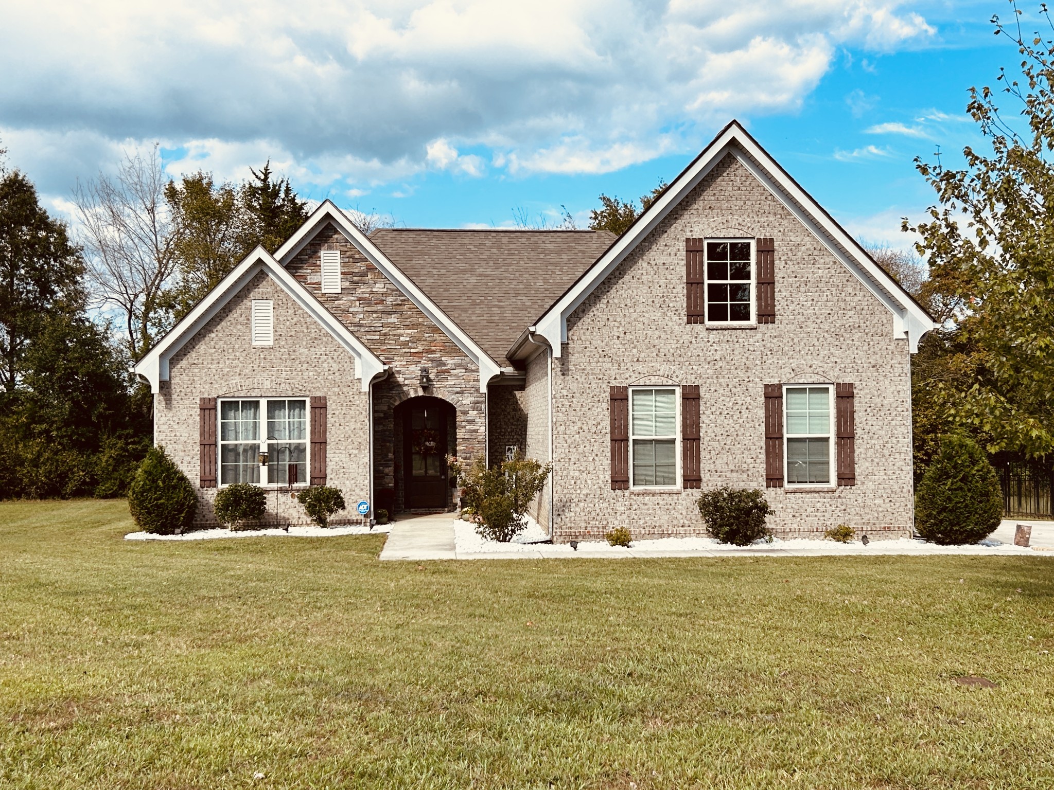 265 Lexington Cir