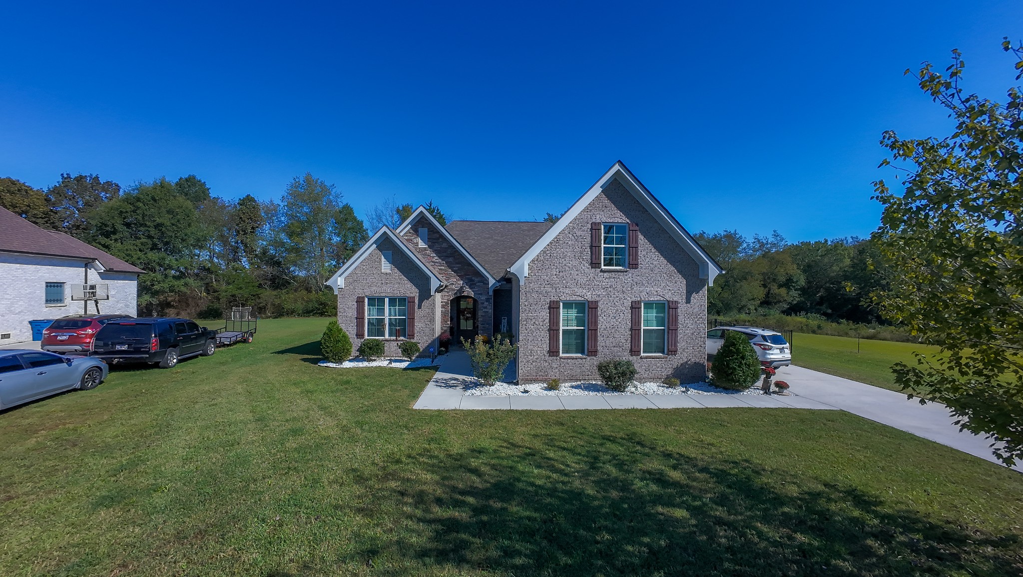 265 Lexington Cir