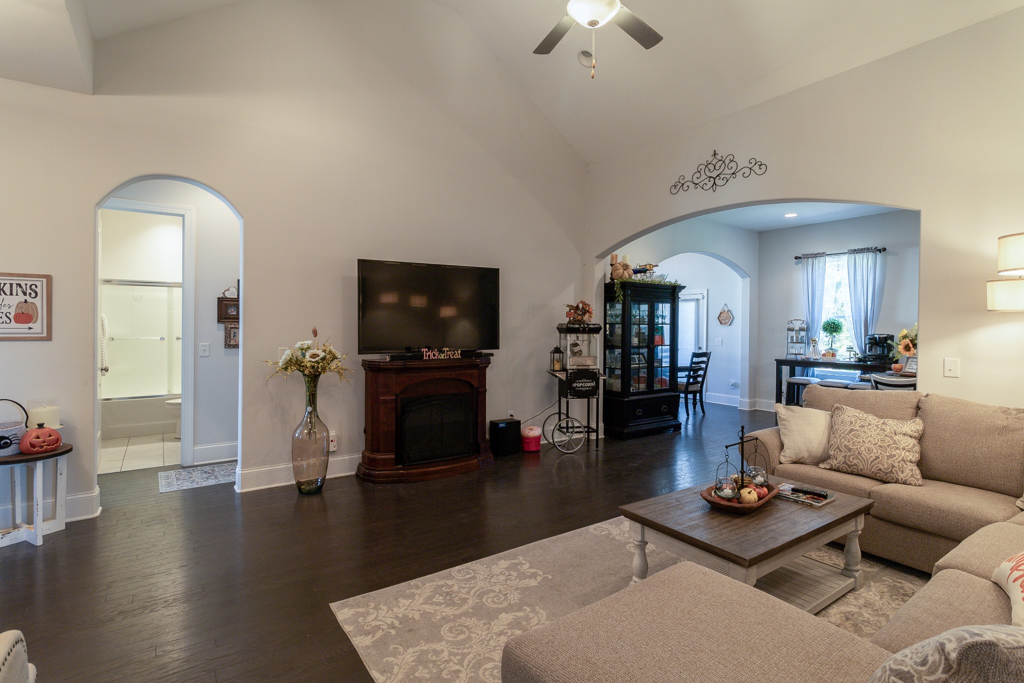 265 Lexington Cir