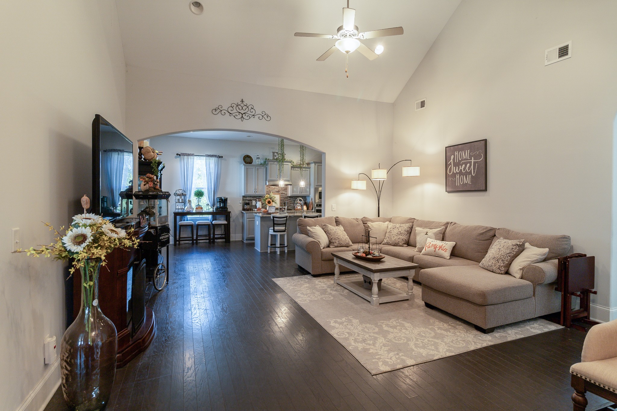 265 Lexington Cir