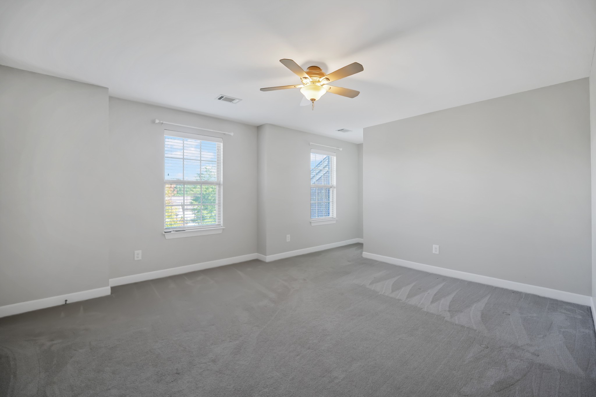 1011 Five Coves Trce