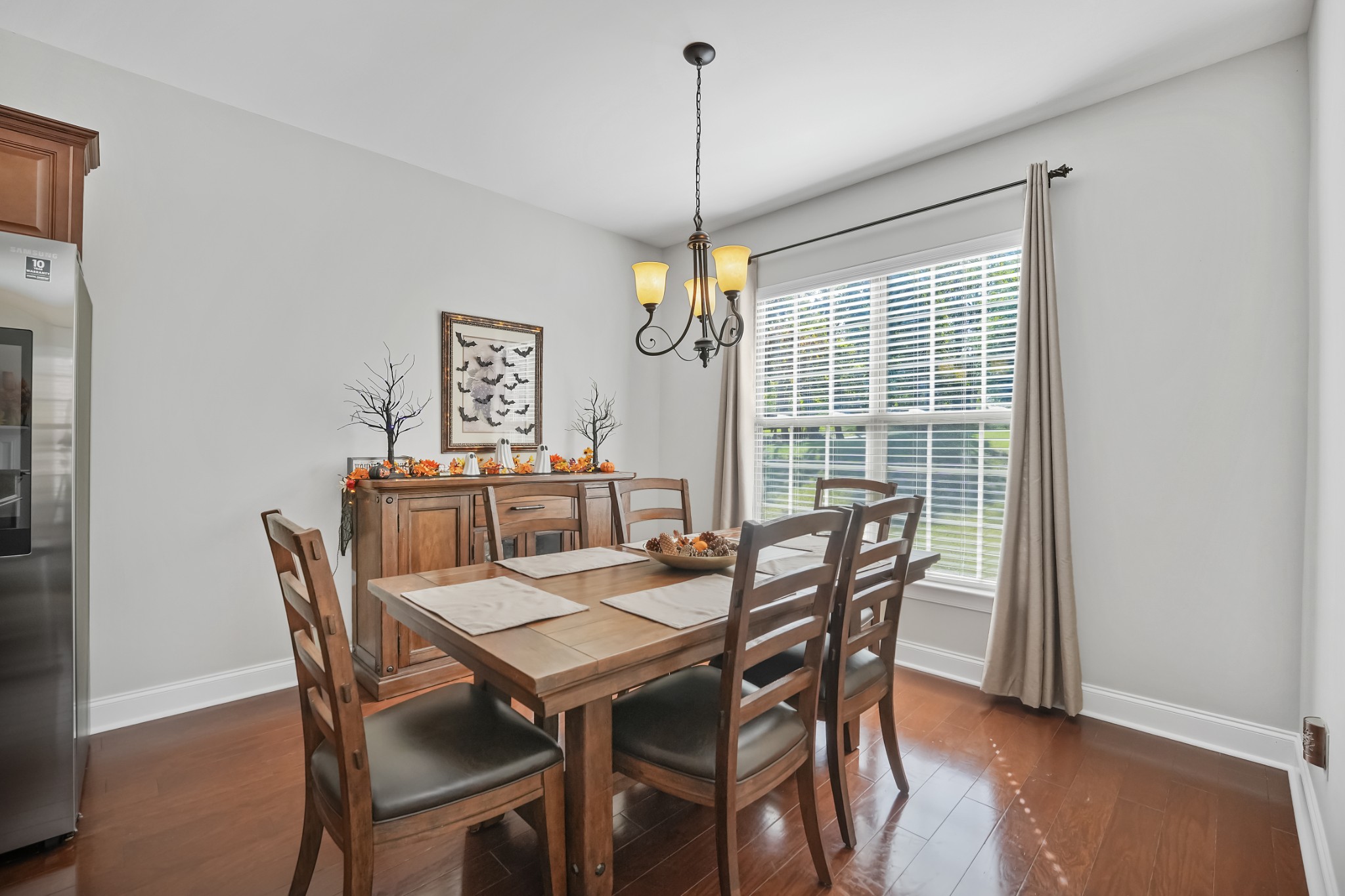 1011 Five Coves Trce