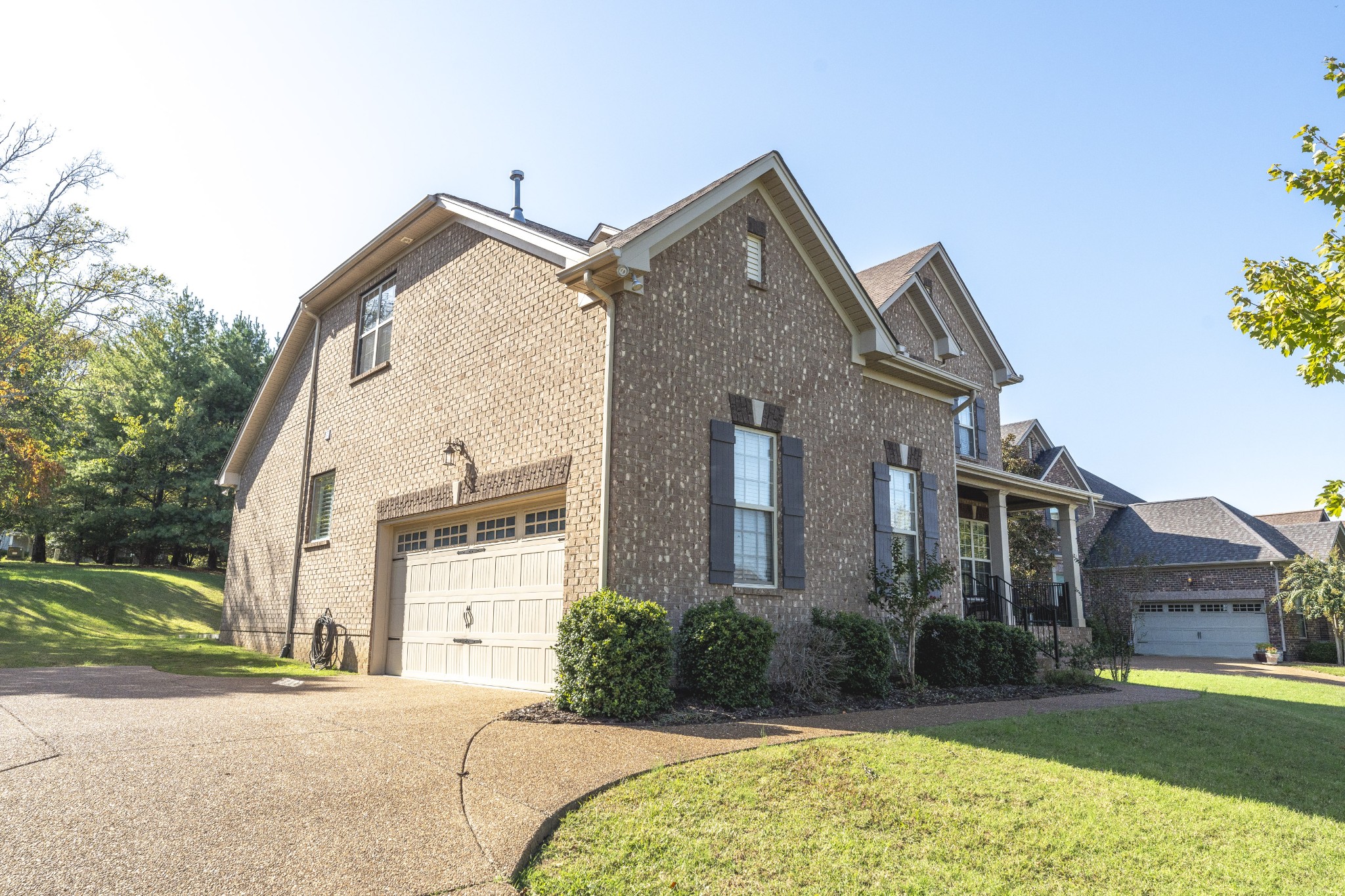 1011 Five Coves Trce