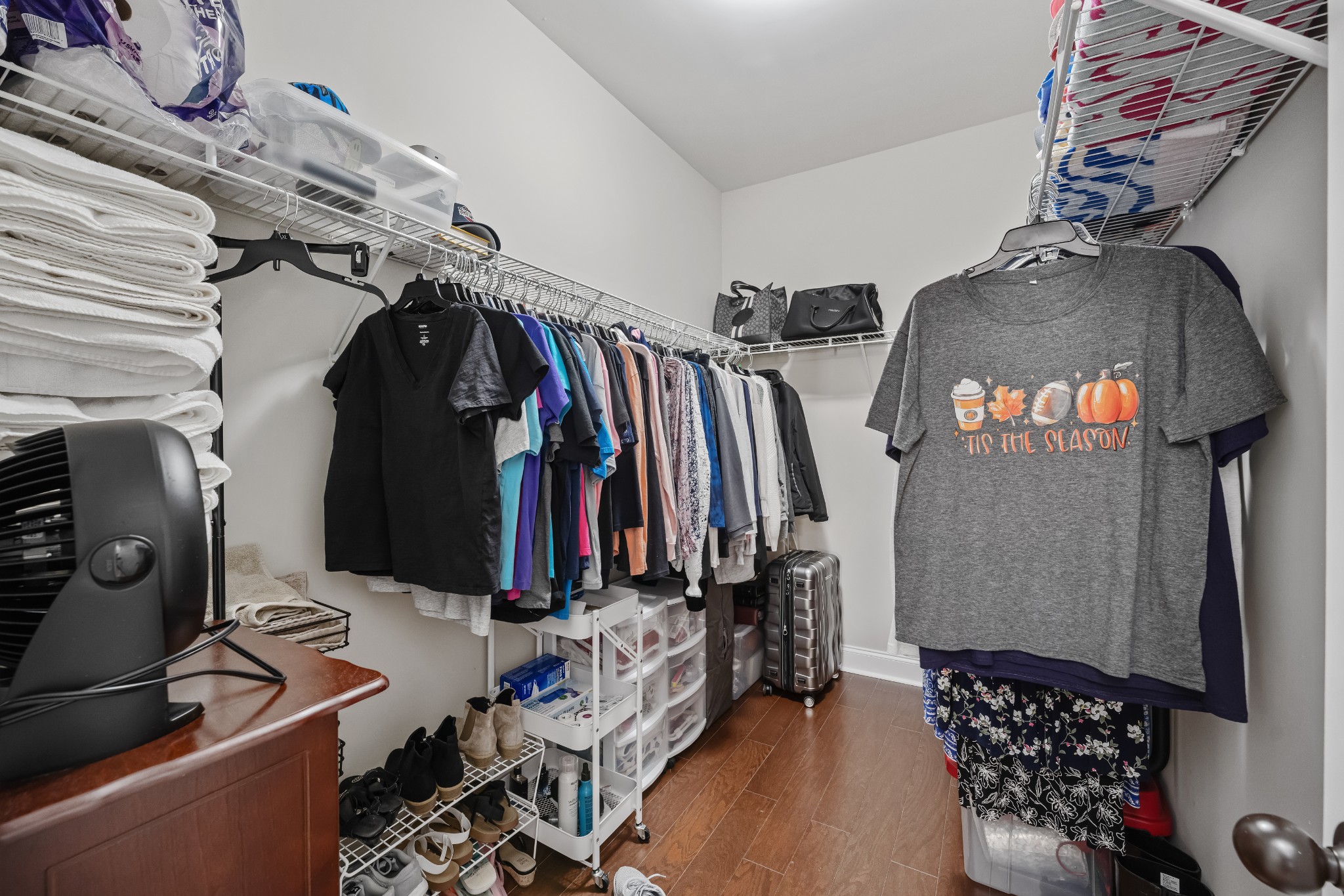 1011 Five Coves Trce