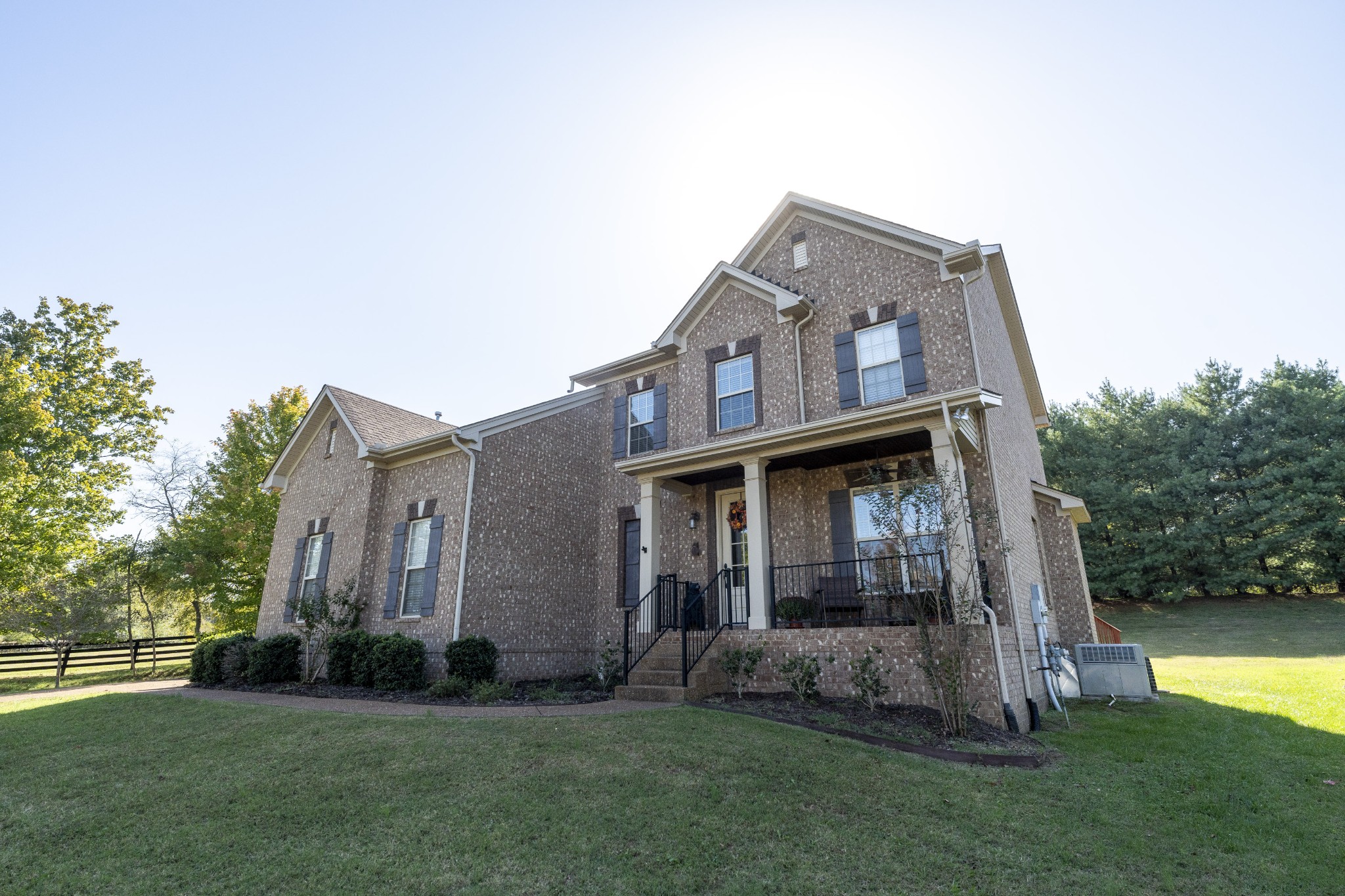 1011 Five Coves Trce