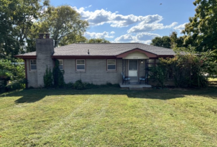 805 Tulip Cir