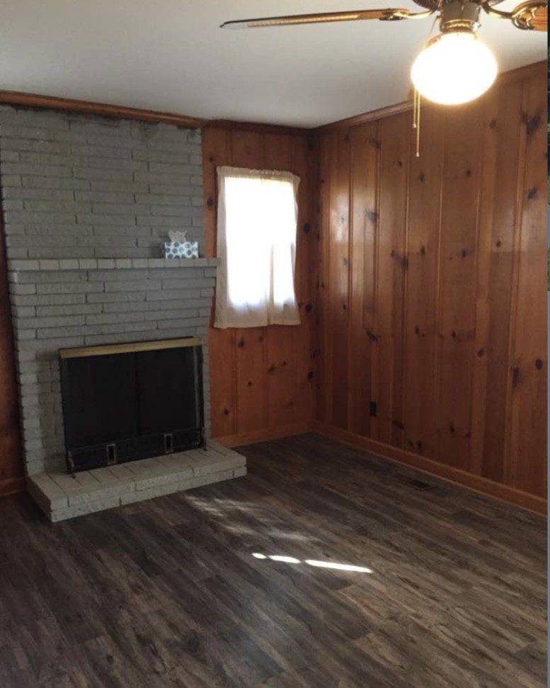 805 Tulip Cir
