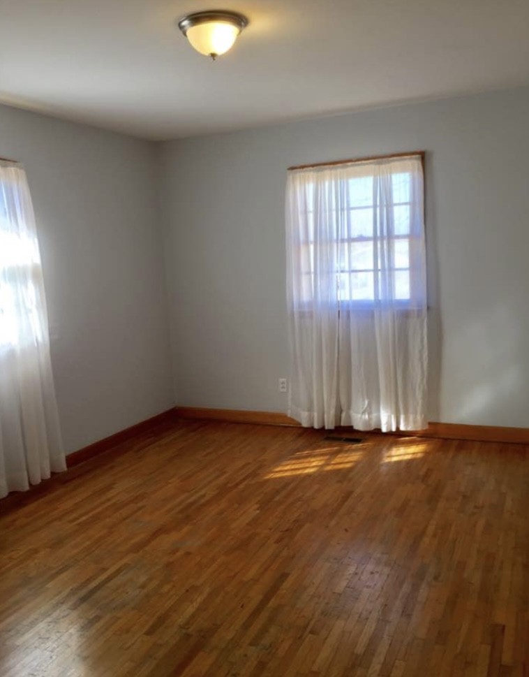 805 Tulip Cir