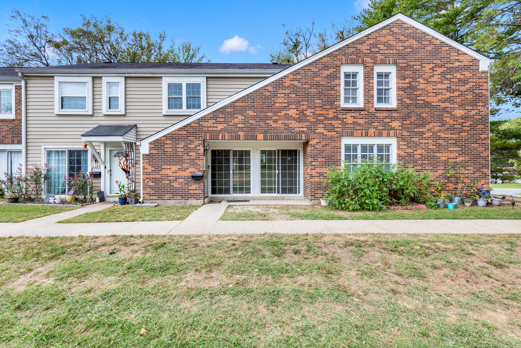 2105 Granville Rd