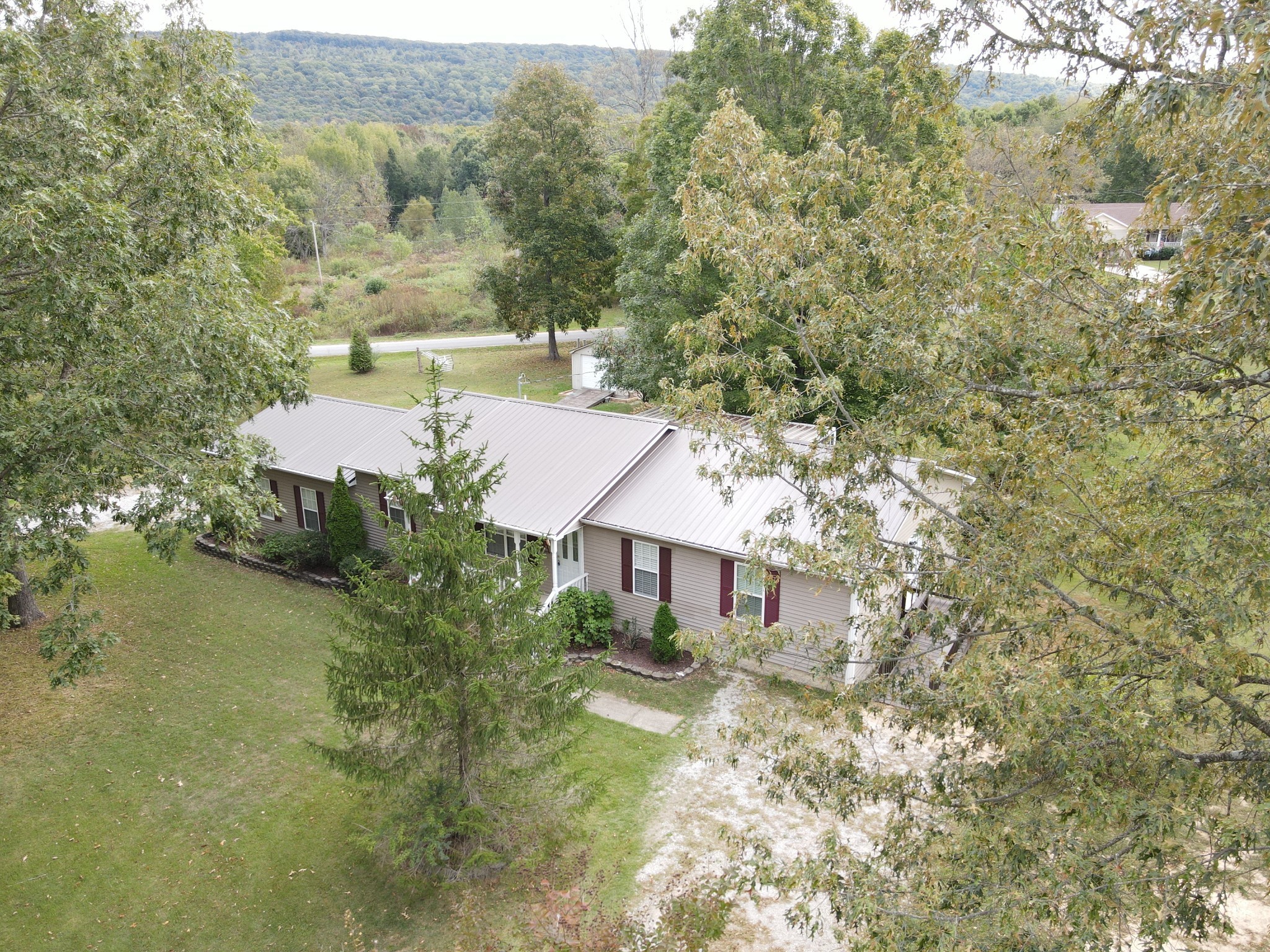698 Vernon Winton Rd
