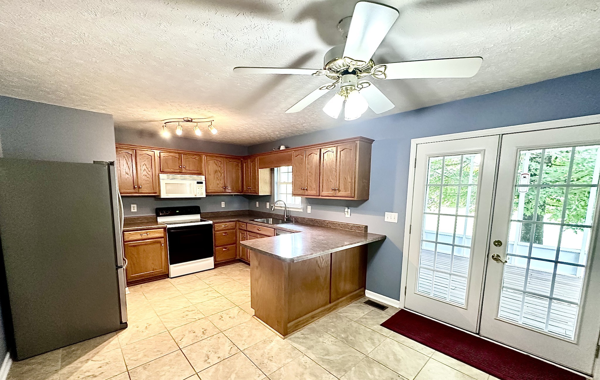 698 Vernon Winton Rd