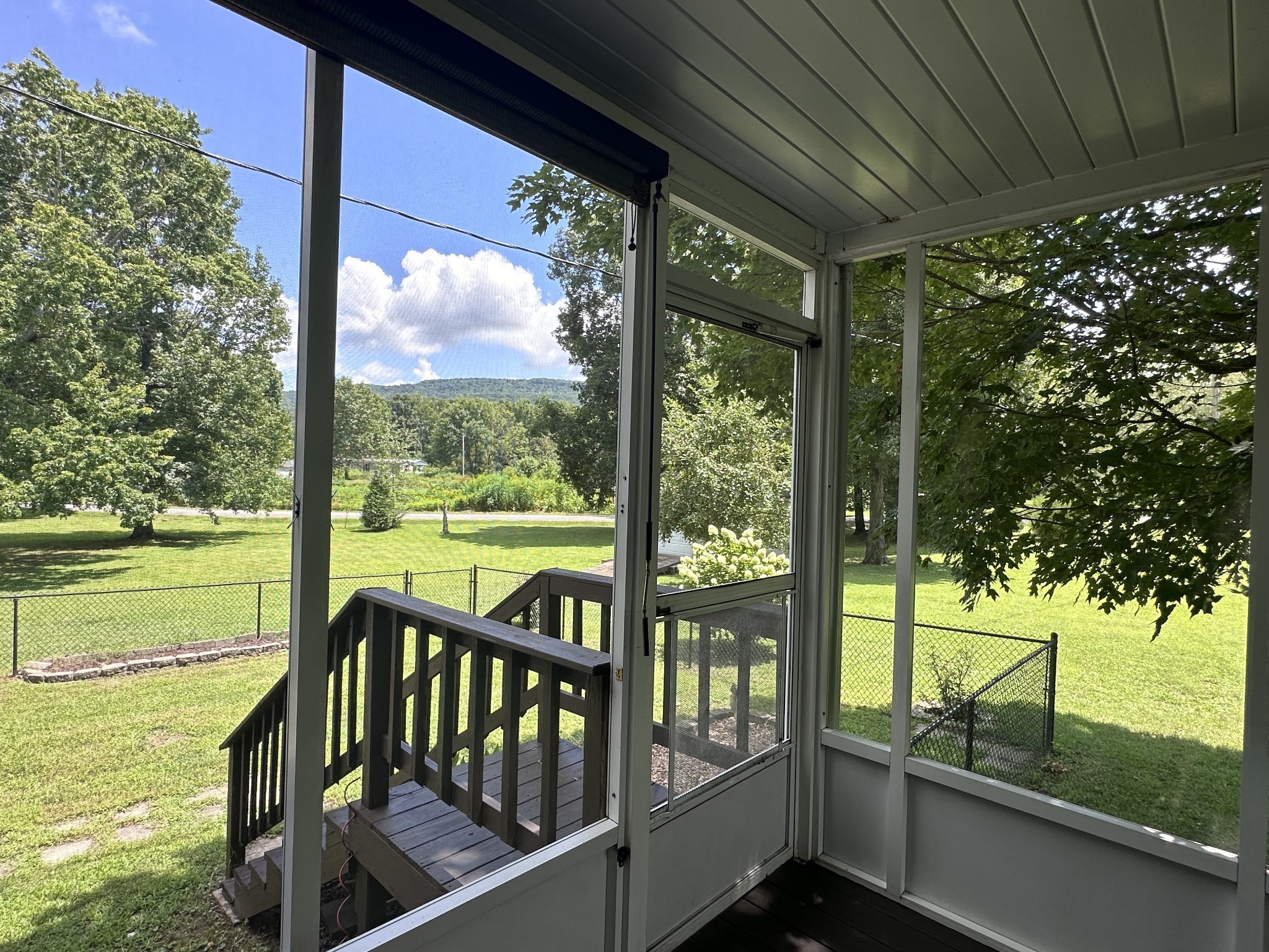 698 Vernon Winton Rd