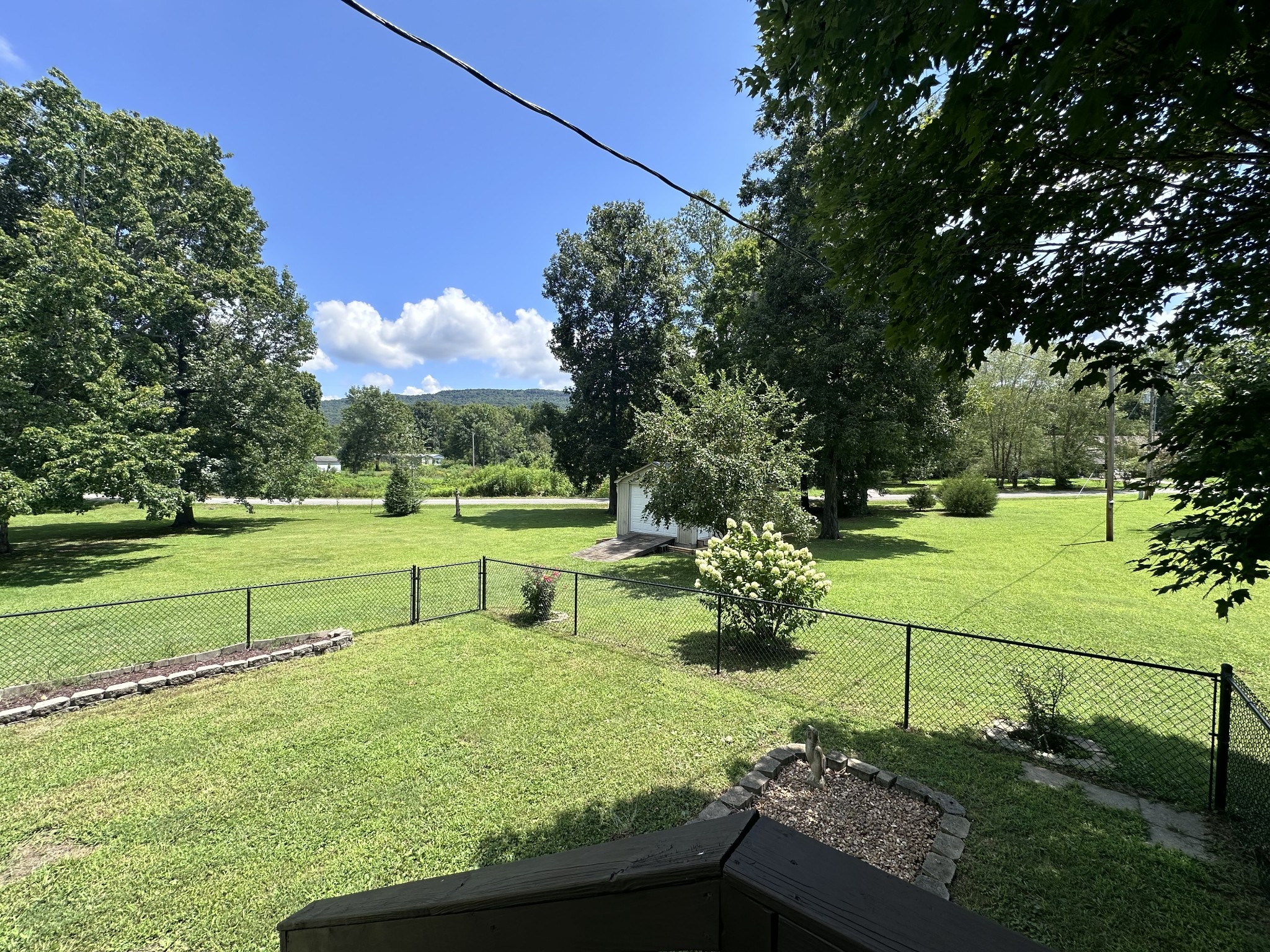 698 Vernon Winton Rd