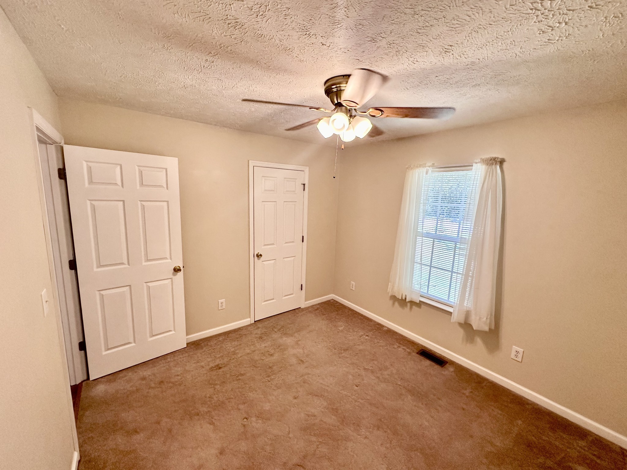 698 Vernon Winton Rd