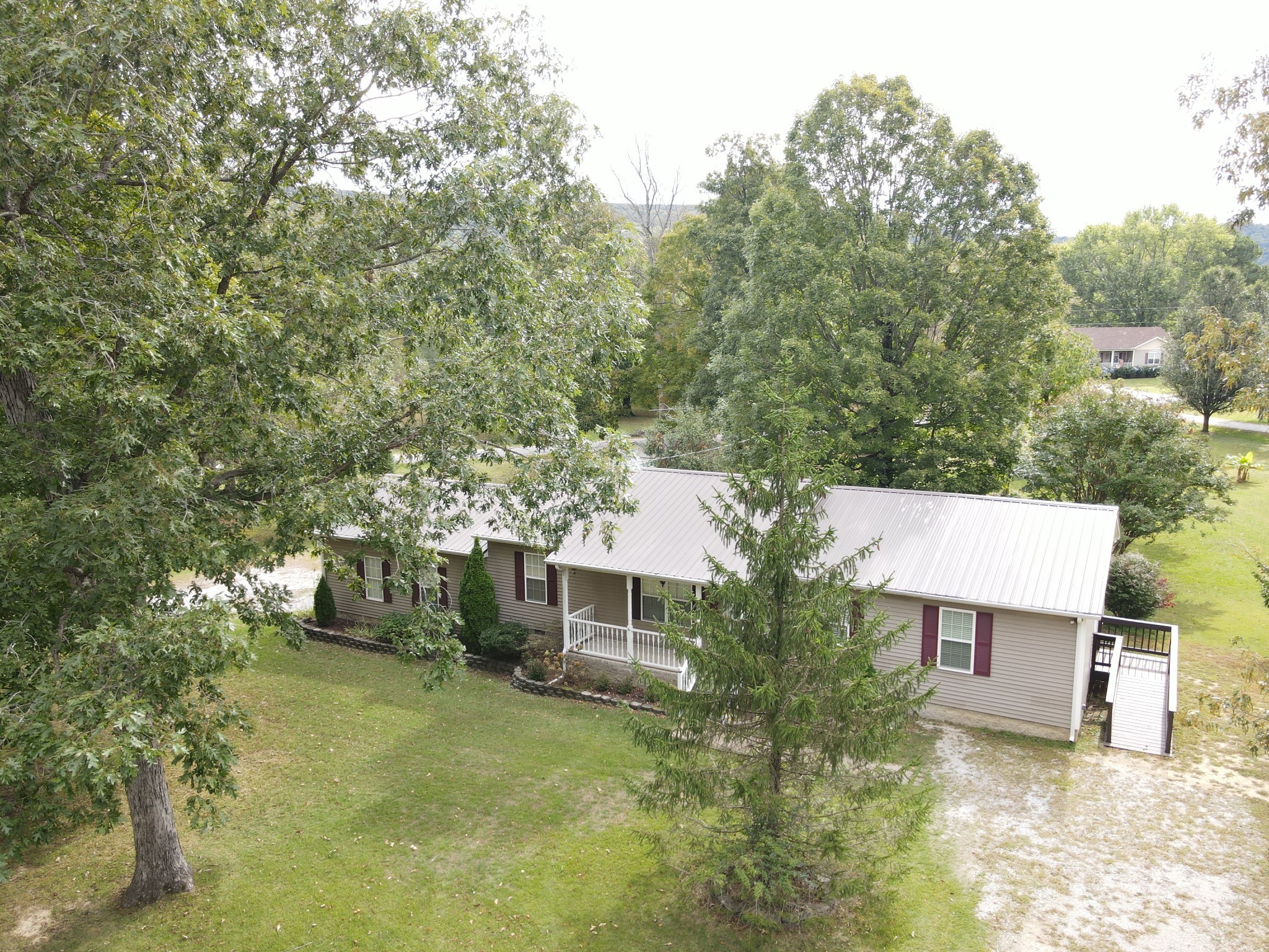 698 Vernon Winton Rd