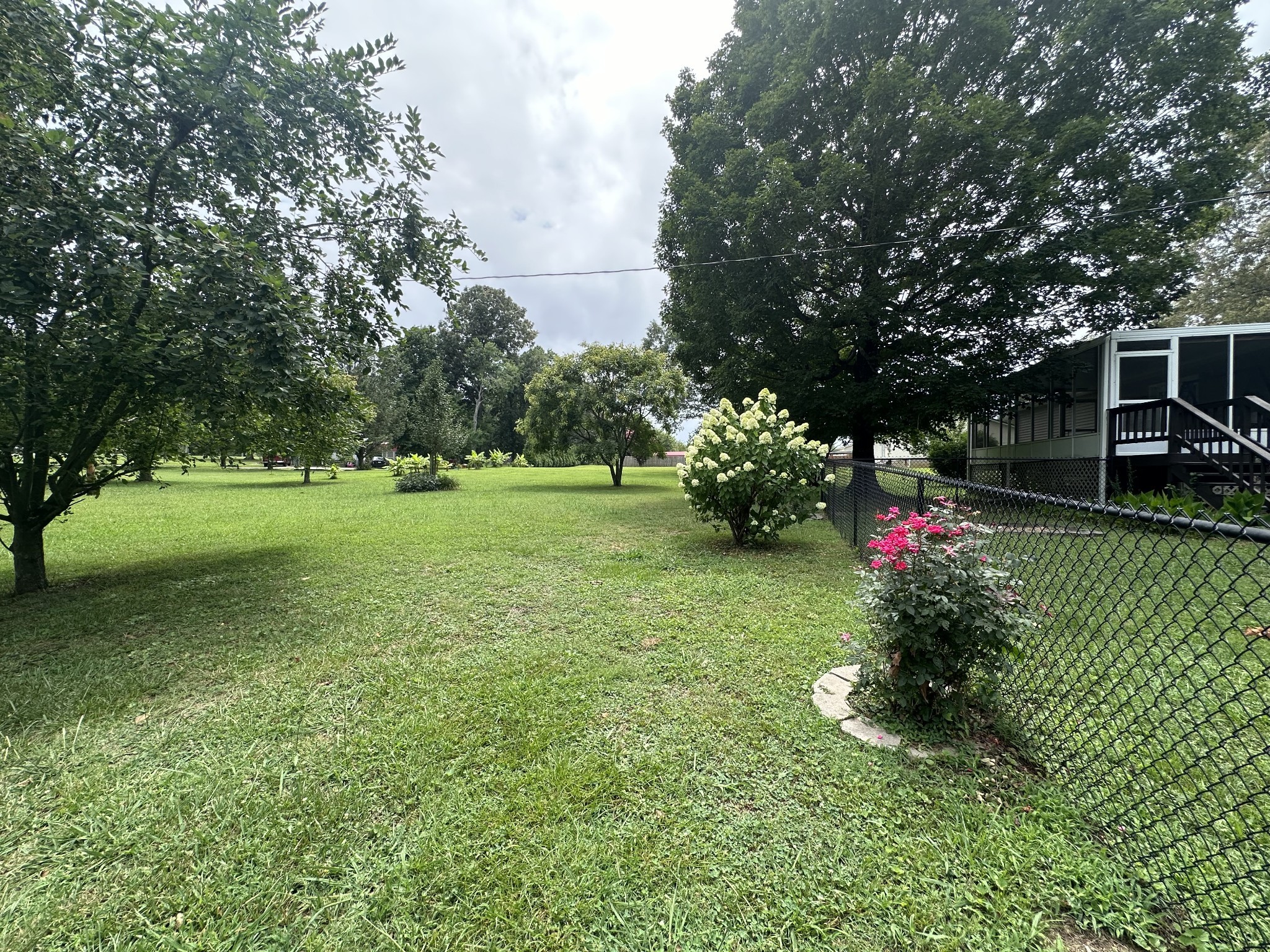 698 Vernon Winton Rd
