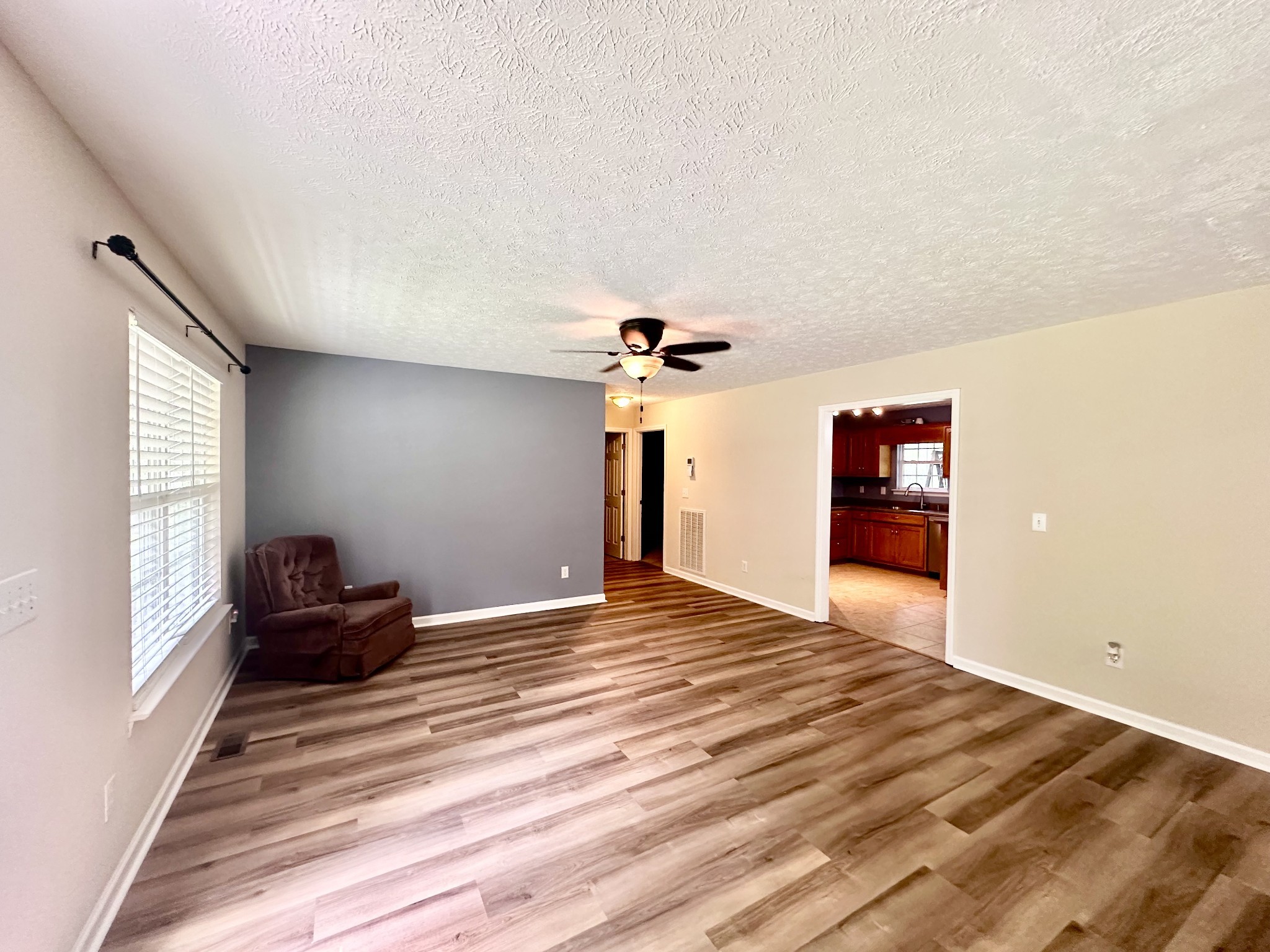 698 Vernon Winton Rd