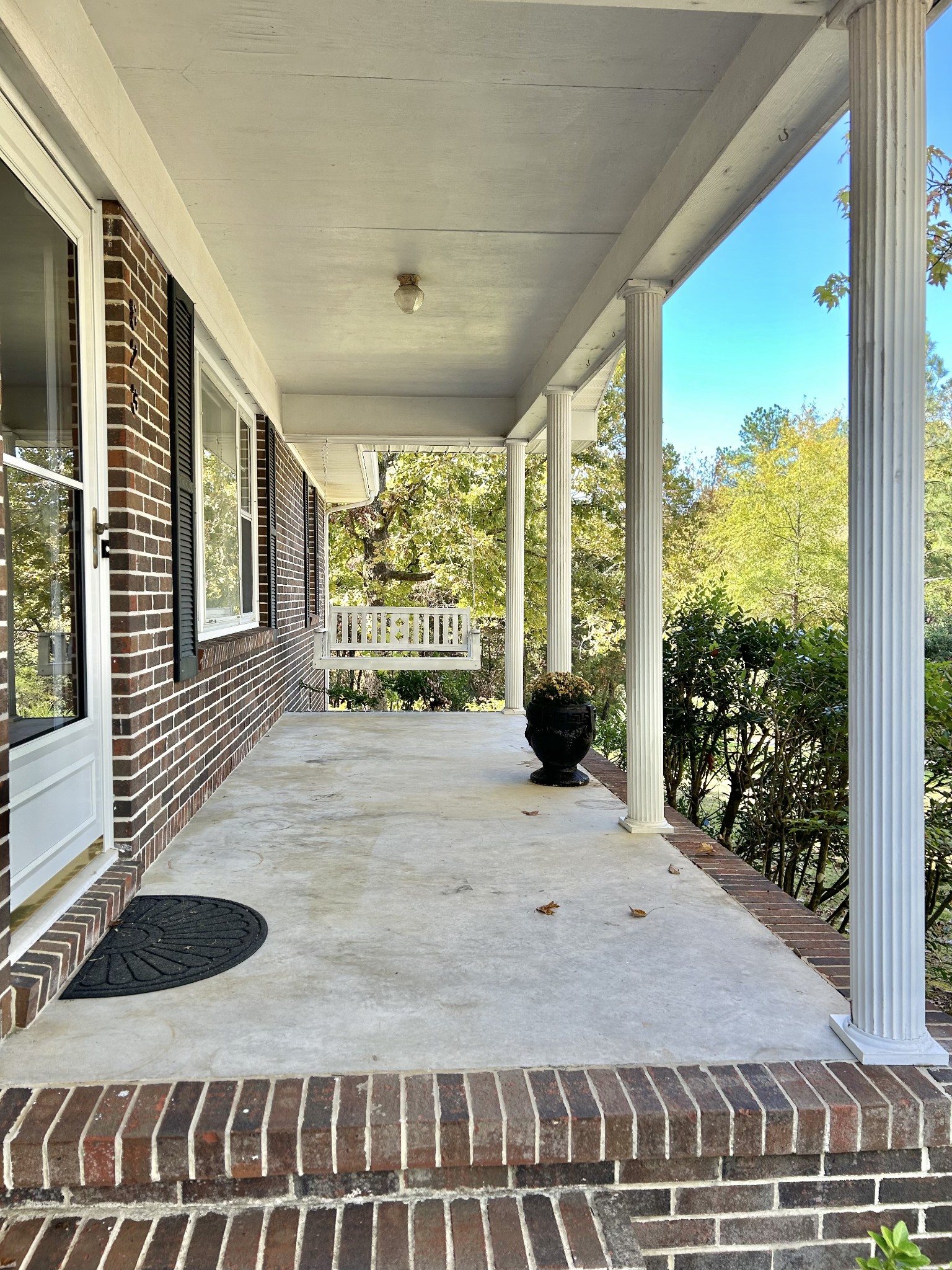 823 Toliver Lake Rd