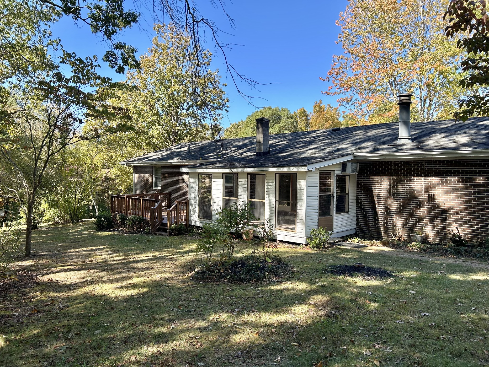 823 Toliver Lake Rd