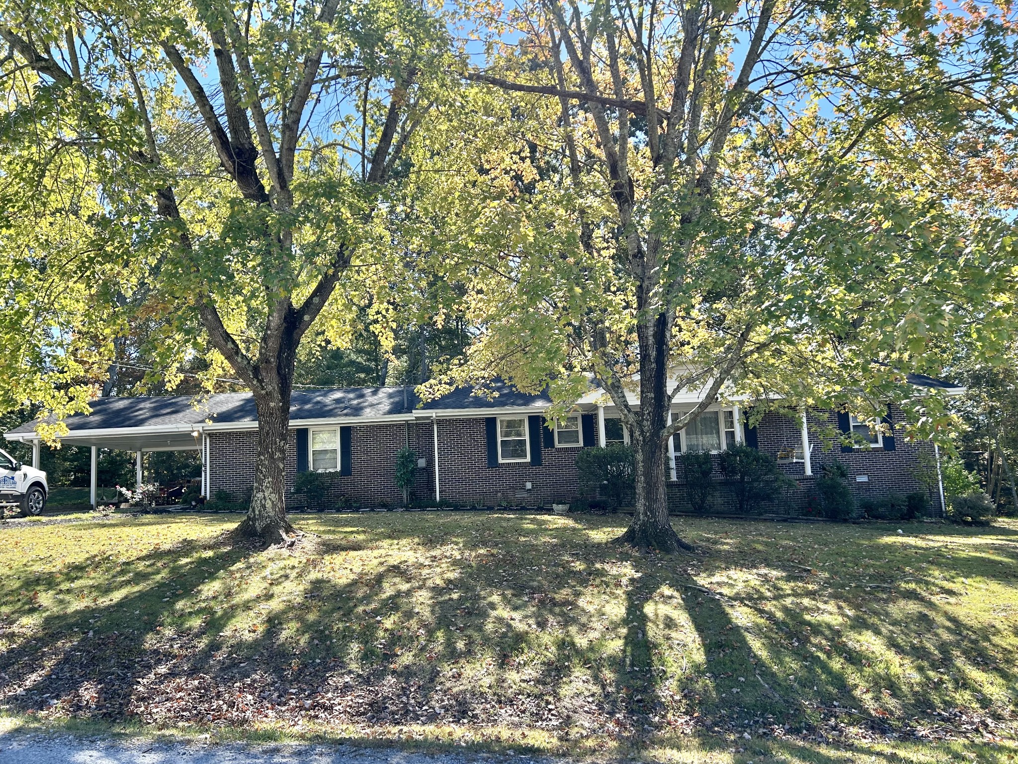 823 Toliver Lake Rd