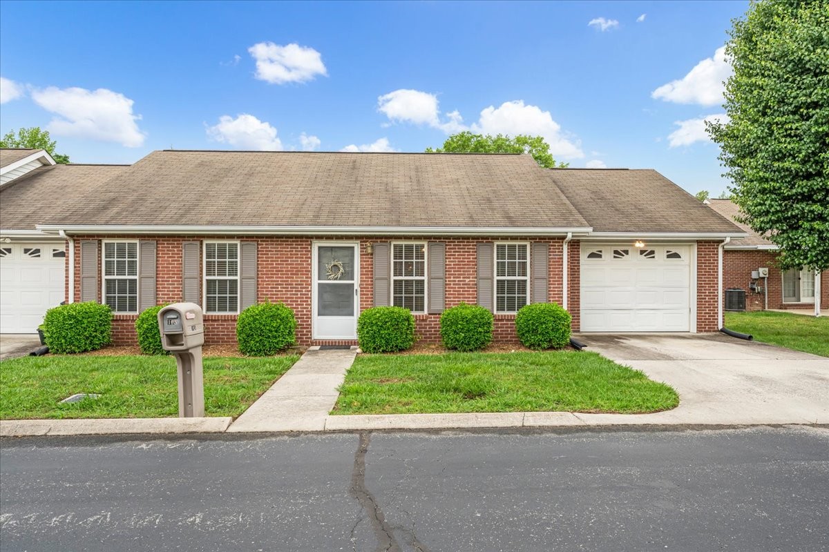 105 Middleton Ct