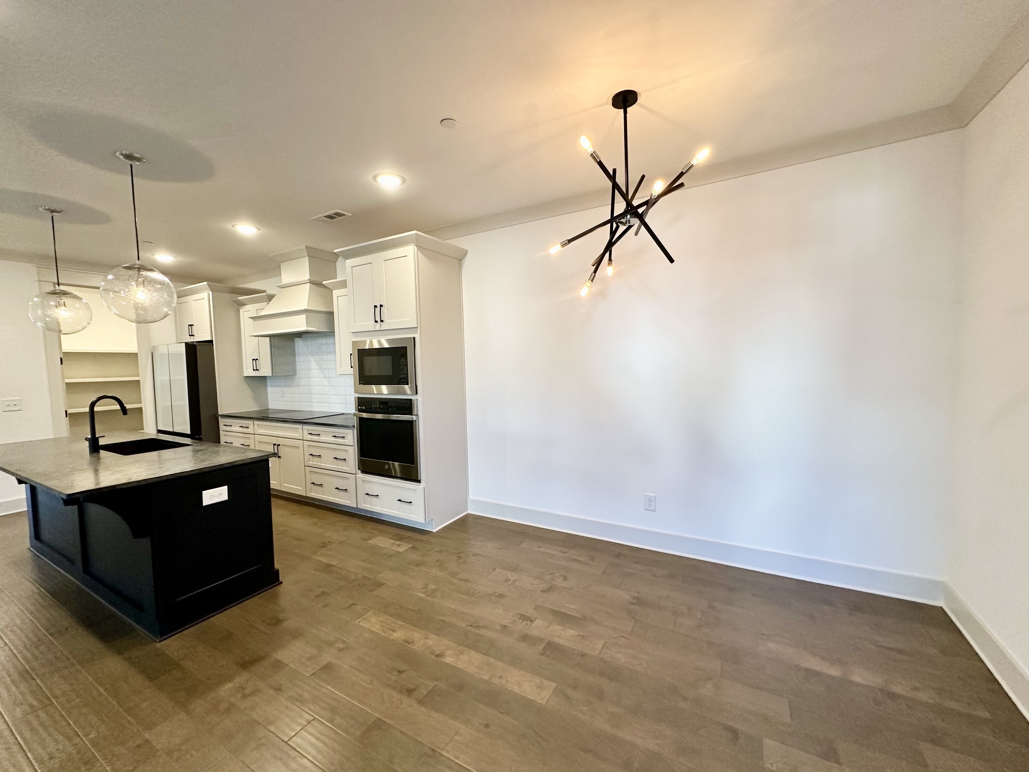 2645 Bramblewood Ln