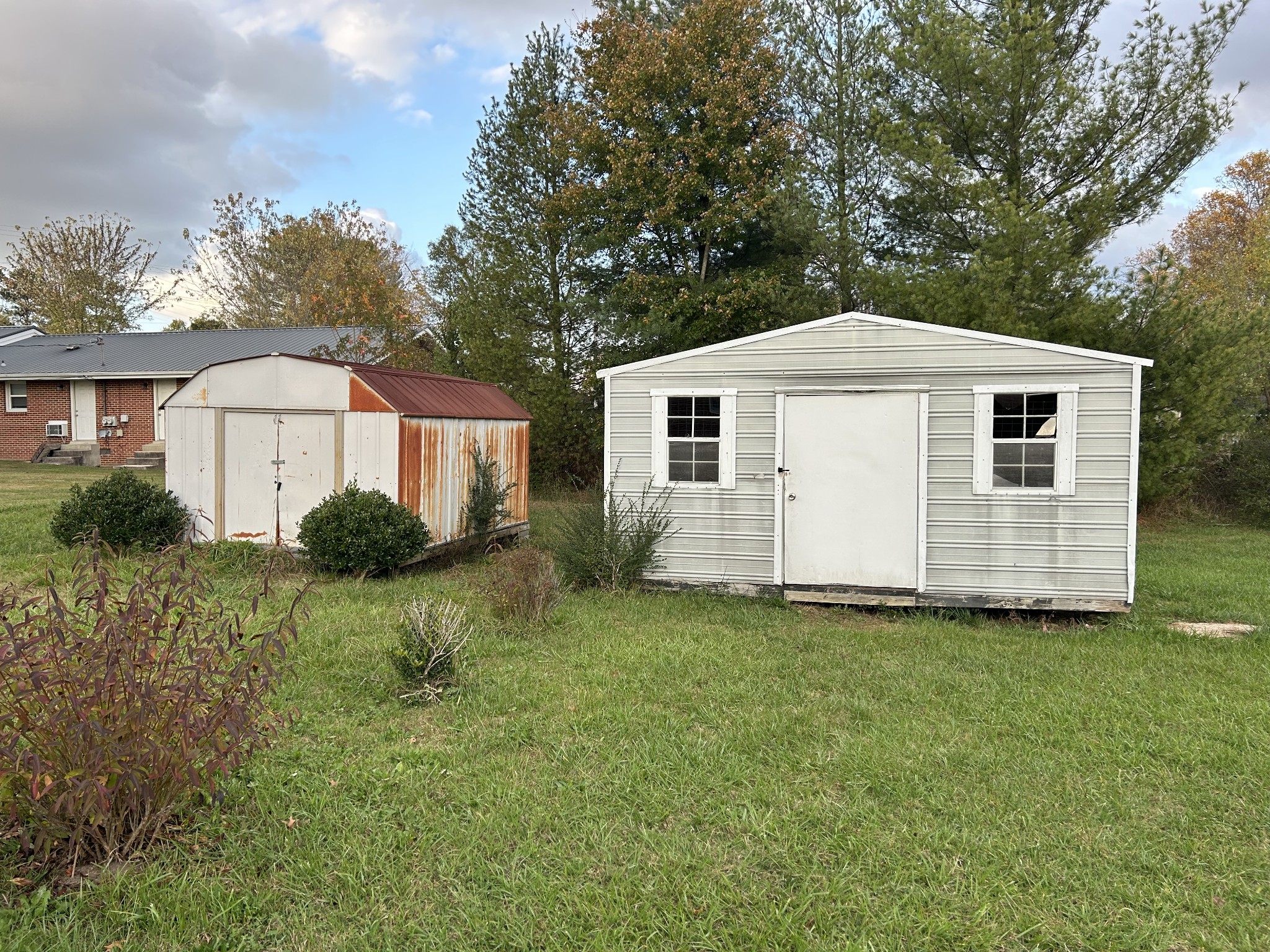 1205 Kefauver St