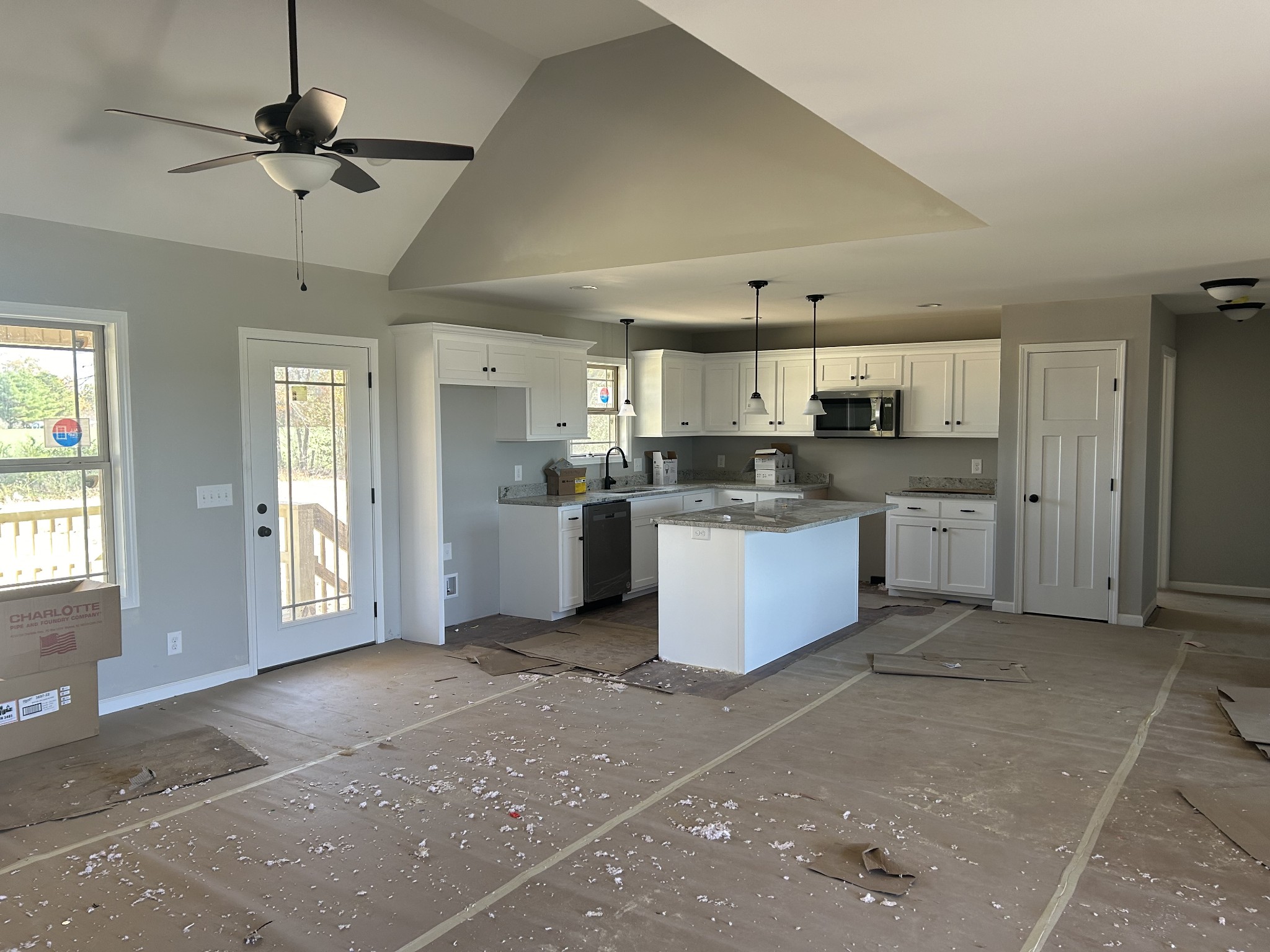 186 Randall Ln