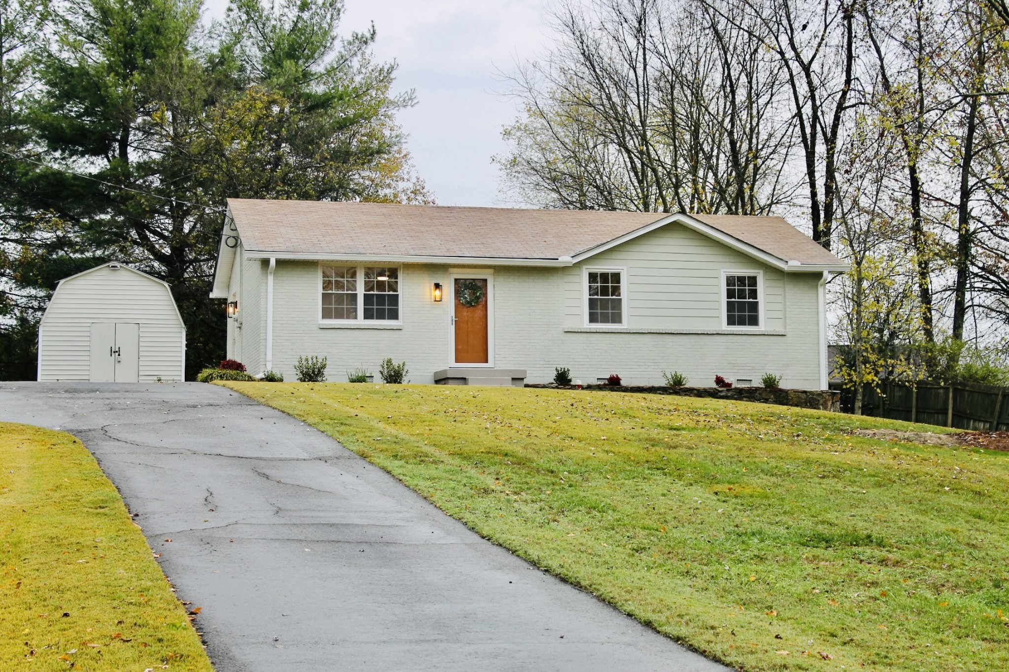 206 Fischer Dr
