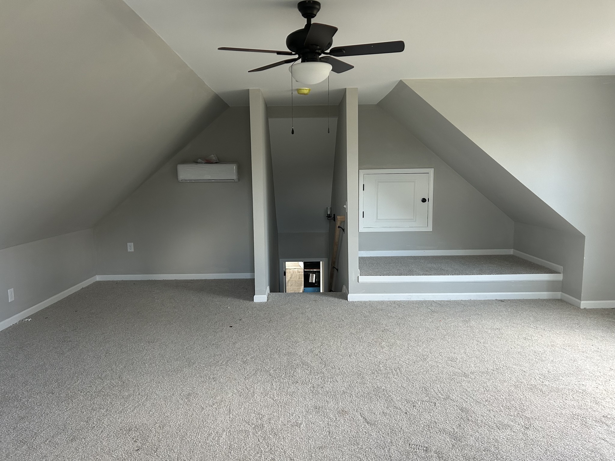 228 Randall Ln