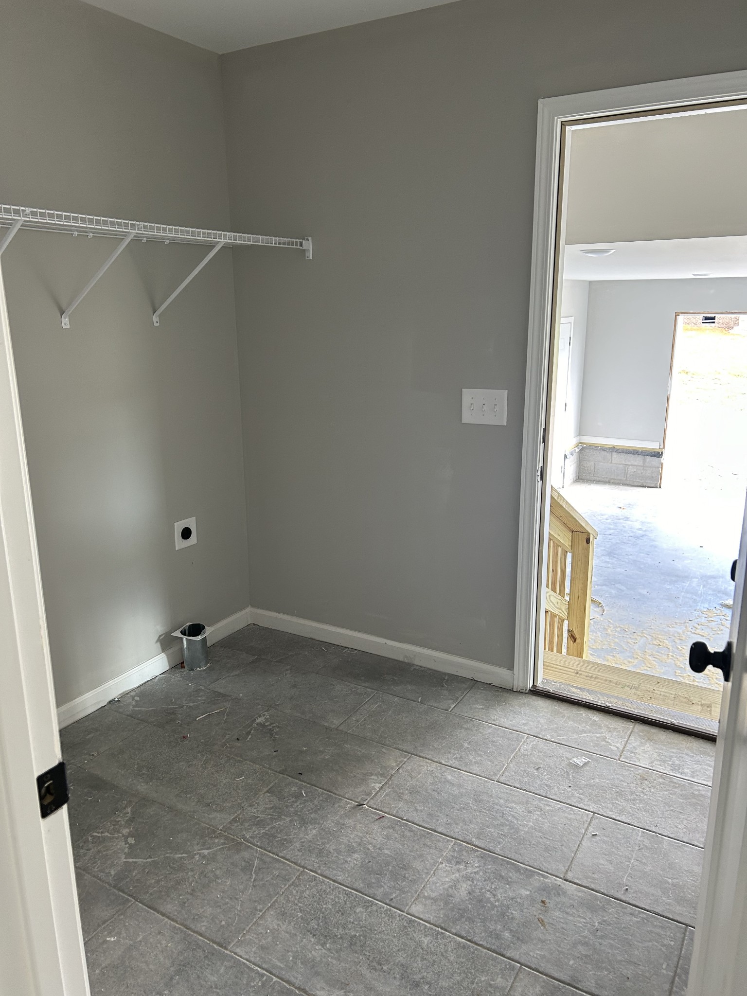 228 Randall Ln