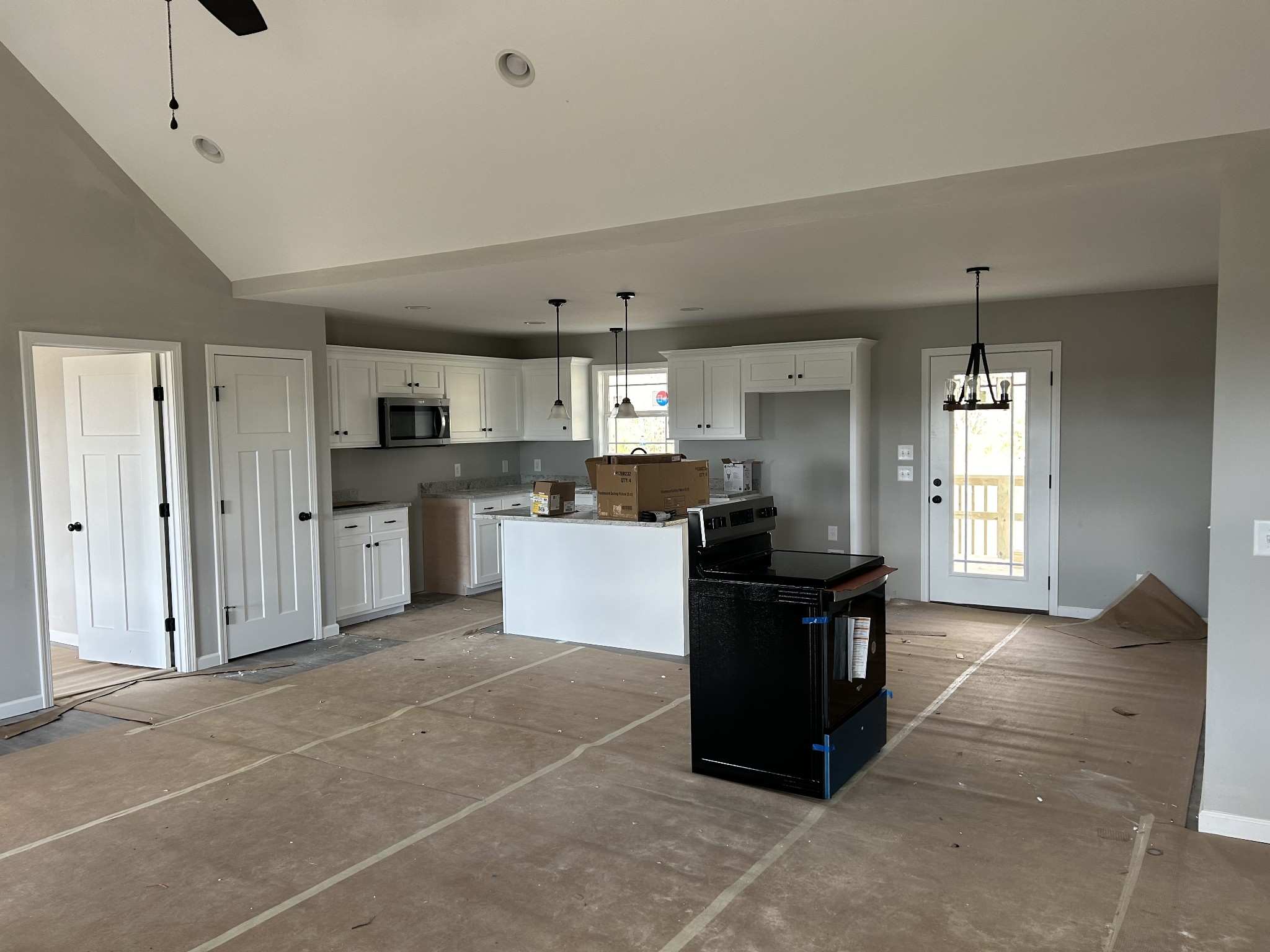 228 Randall Ln