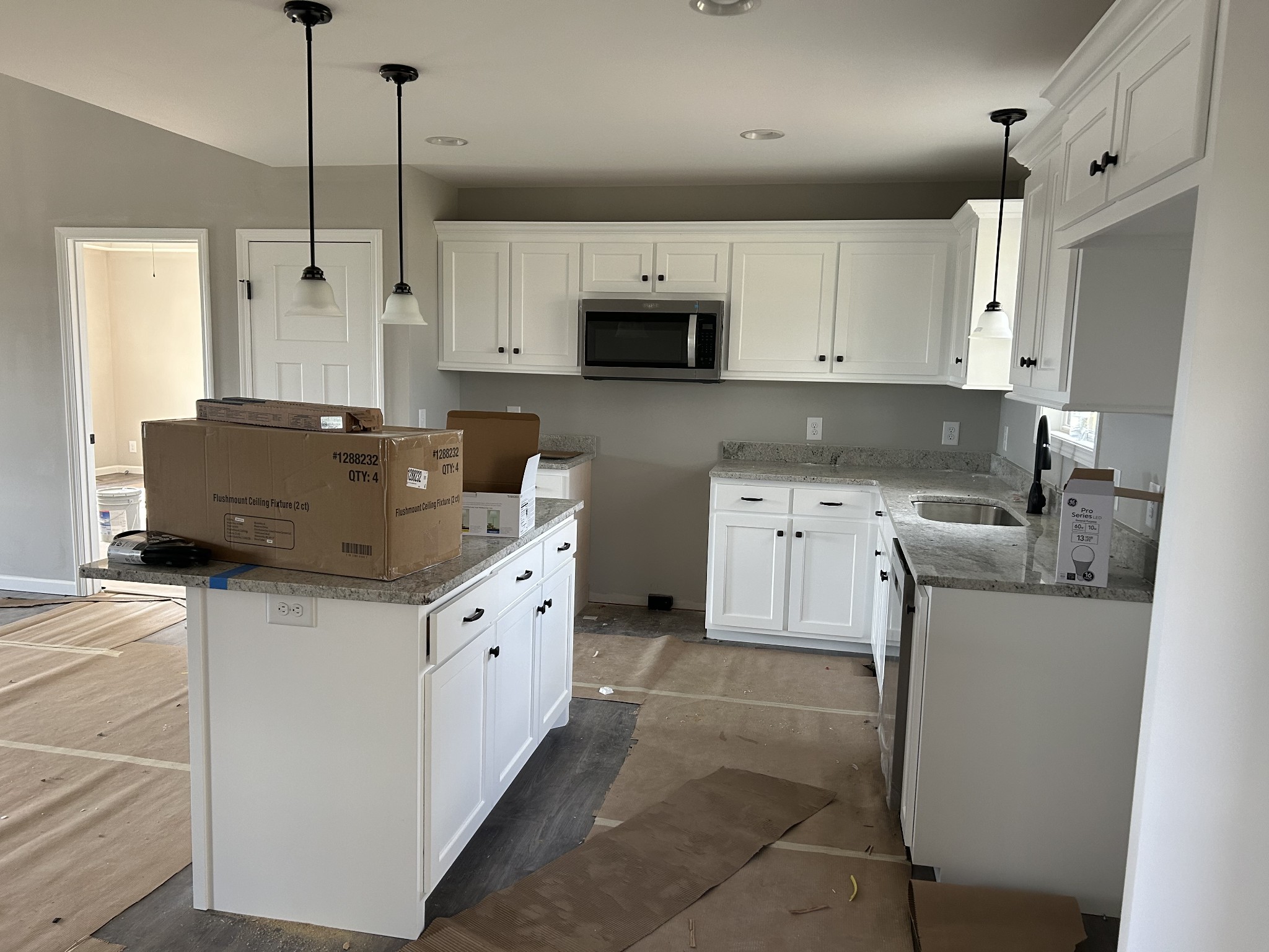 228 Randall Ln