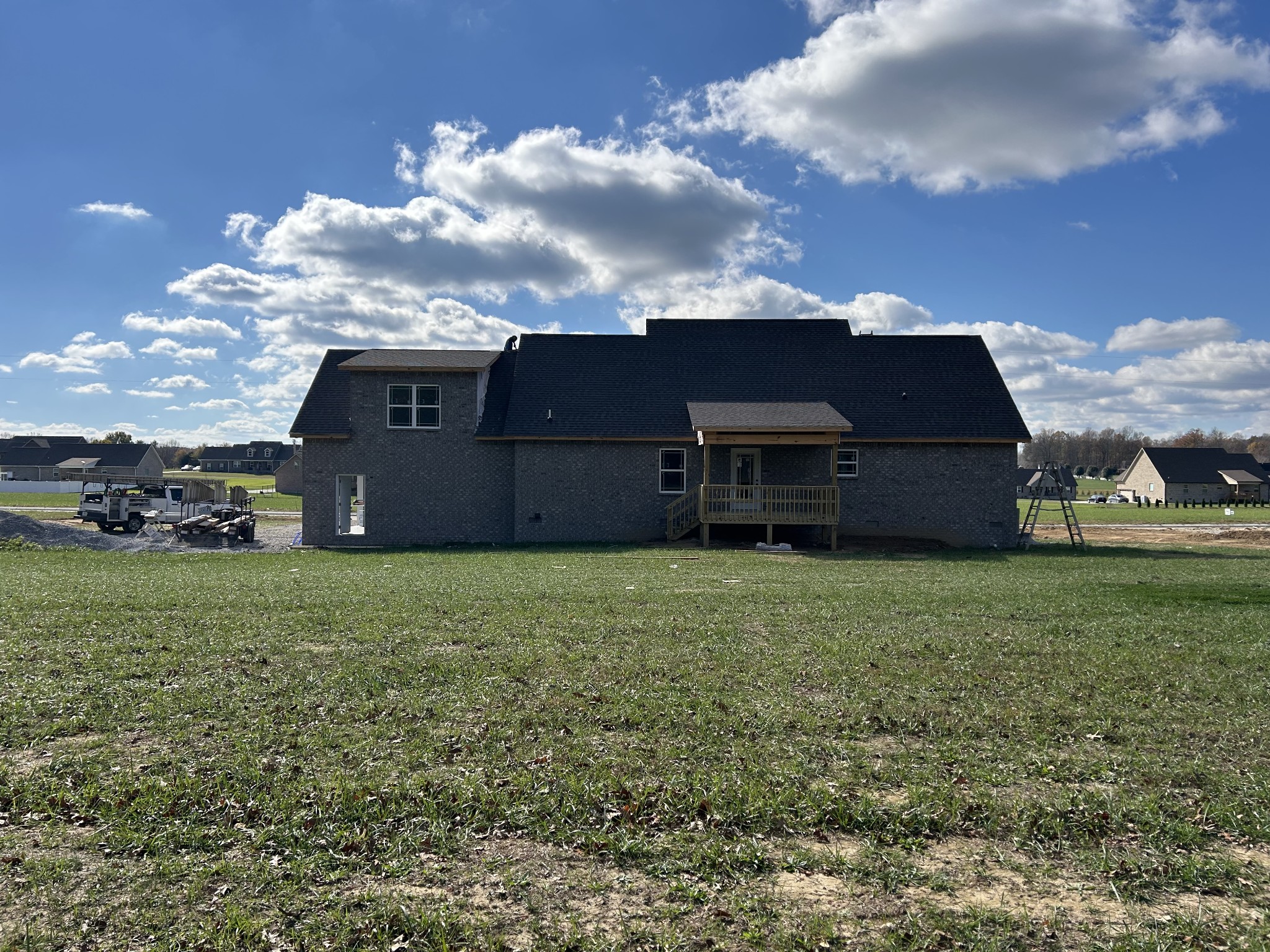 288 Randall Ln