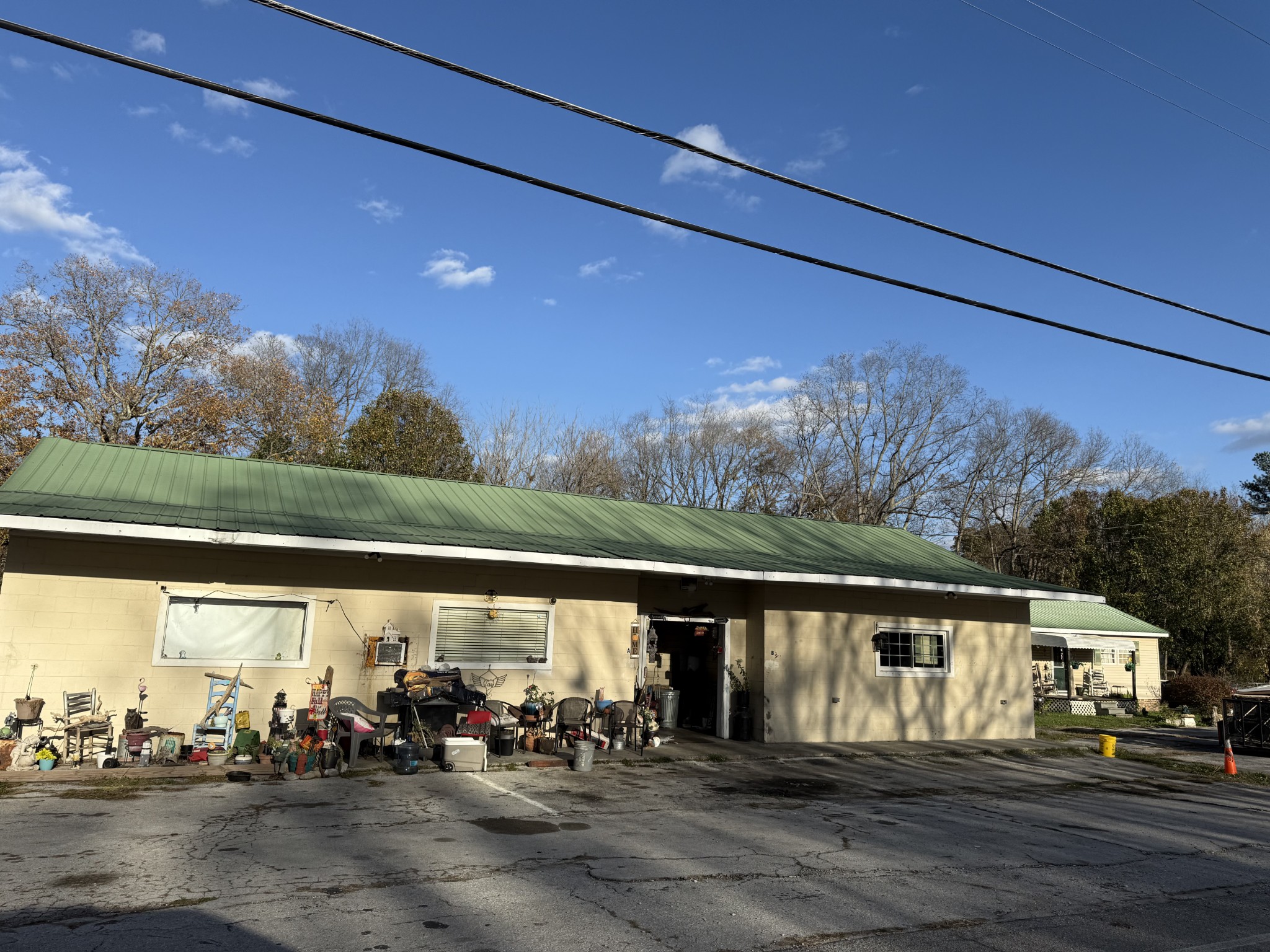 956 Summitville Rd