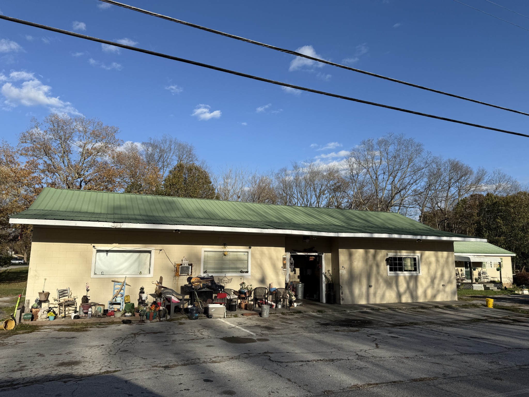 956 Summitville Rd