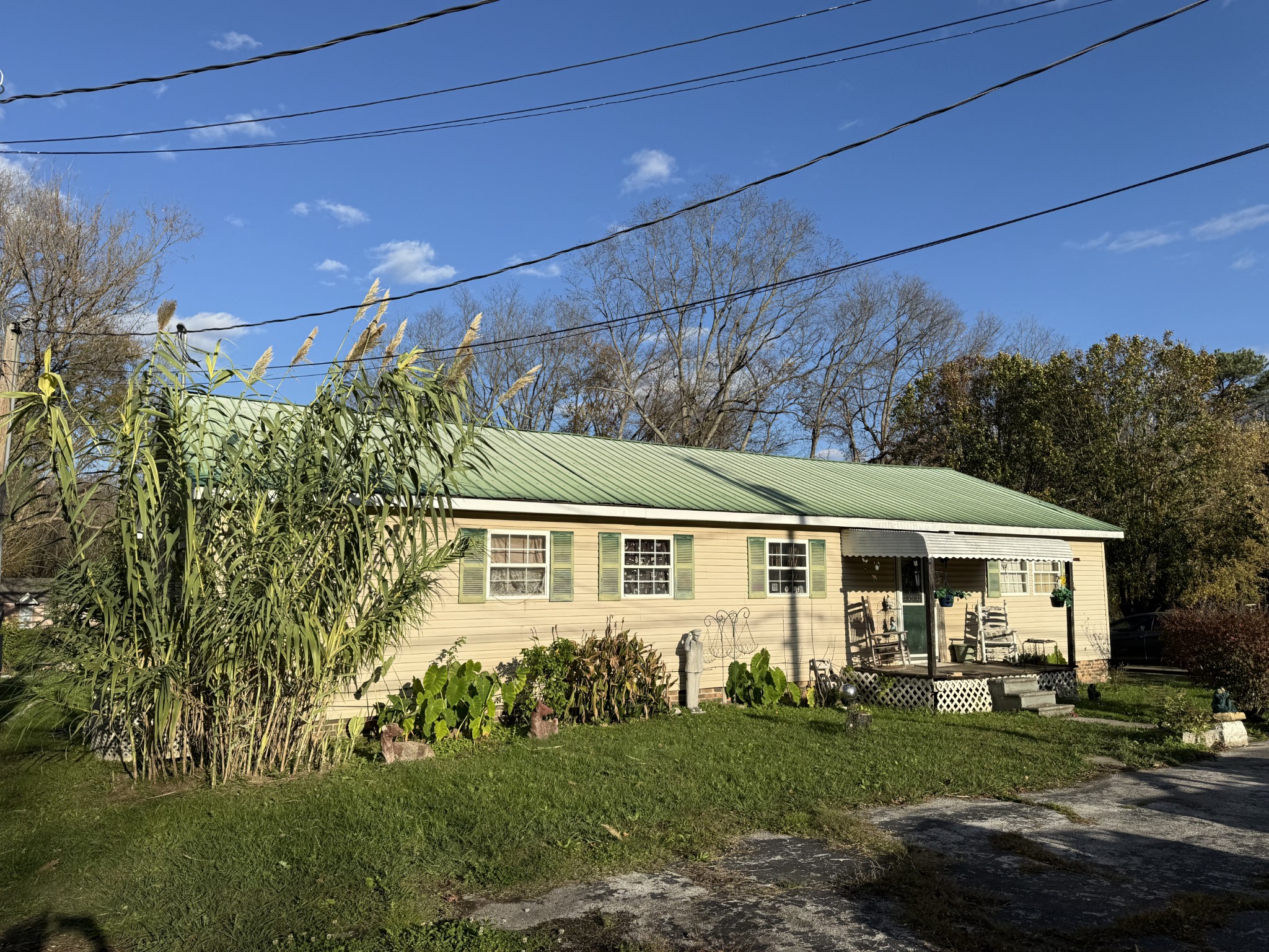 956 Summitville Rd