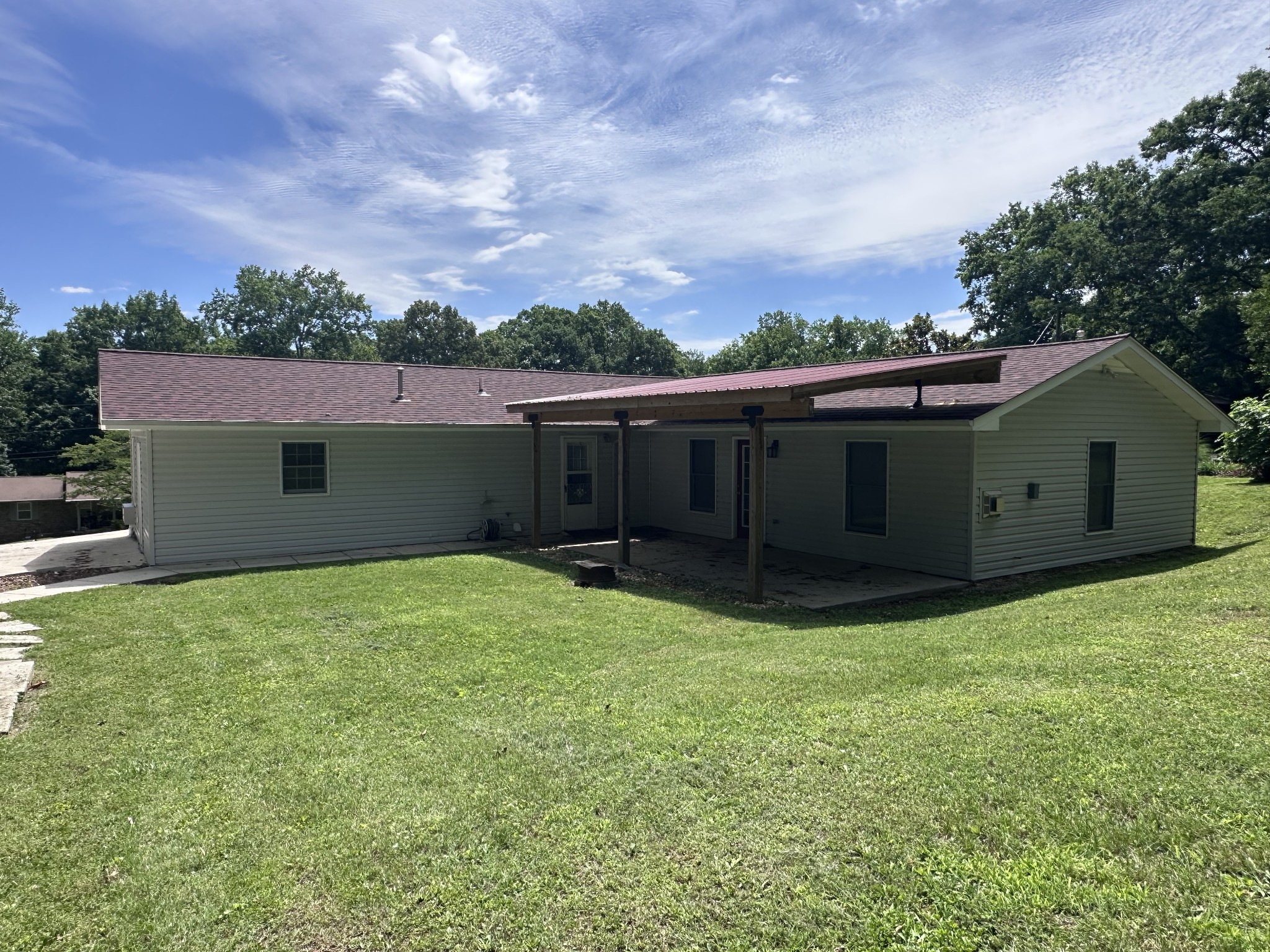 126 Trotters Cir