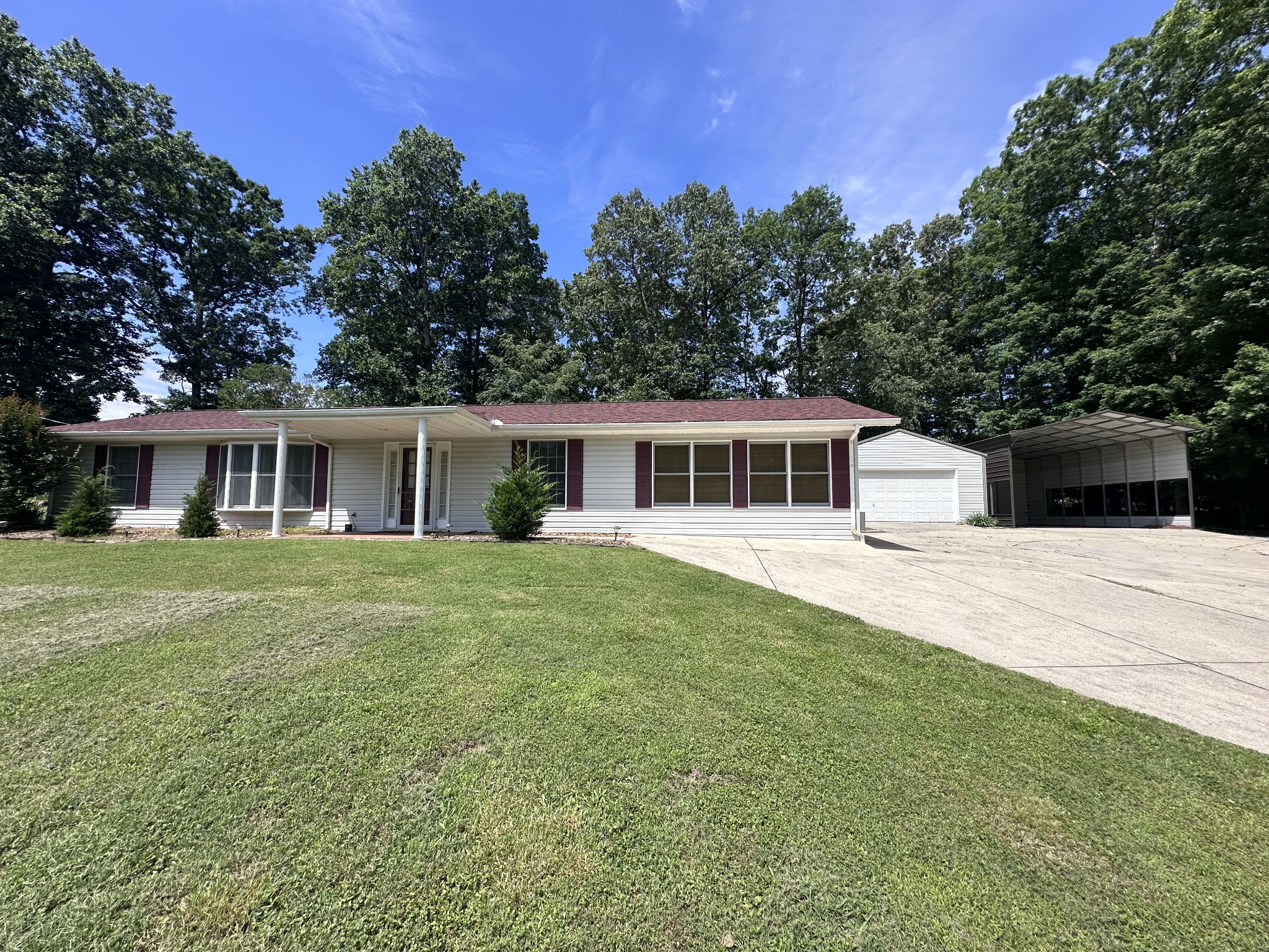 126 Trotters Cir