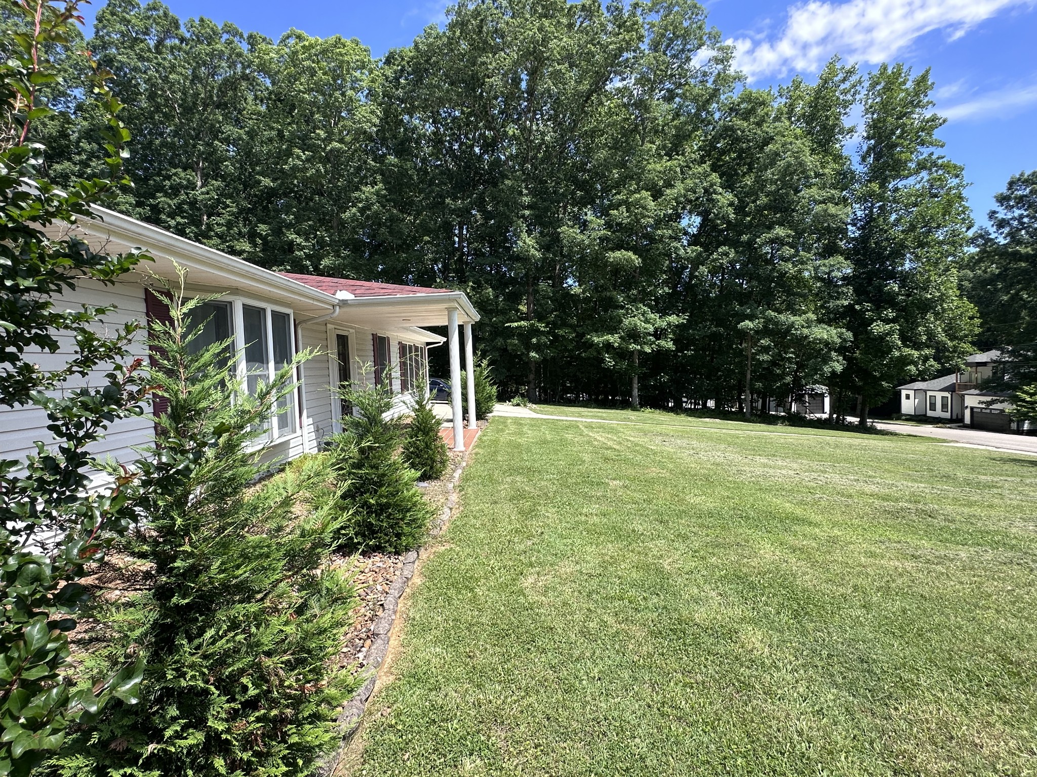 126 Trotters Cir