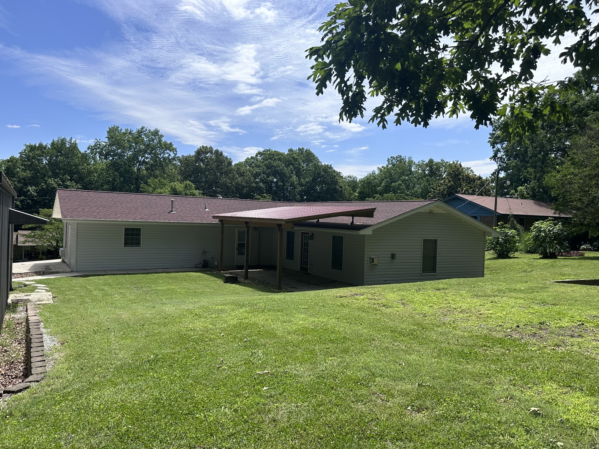 126 Trotters Cir