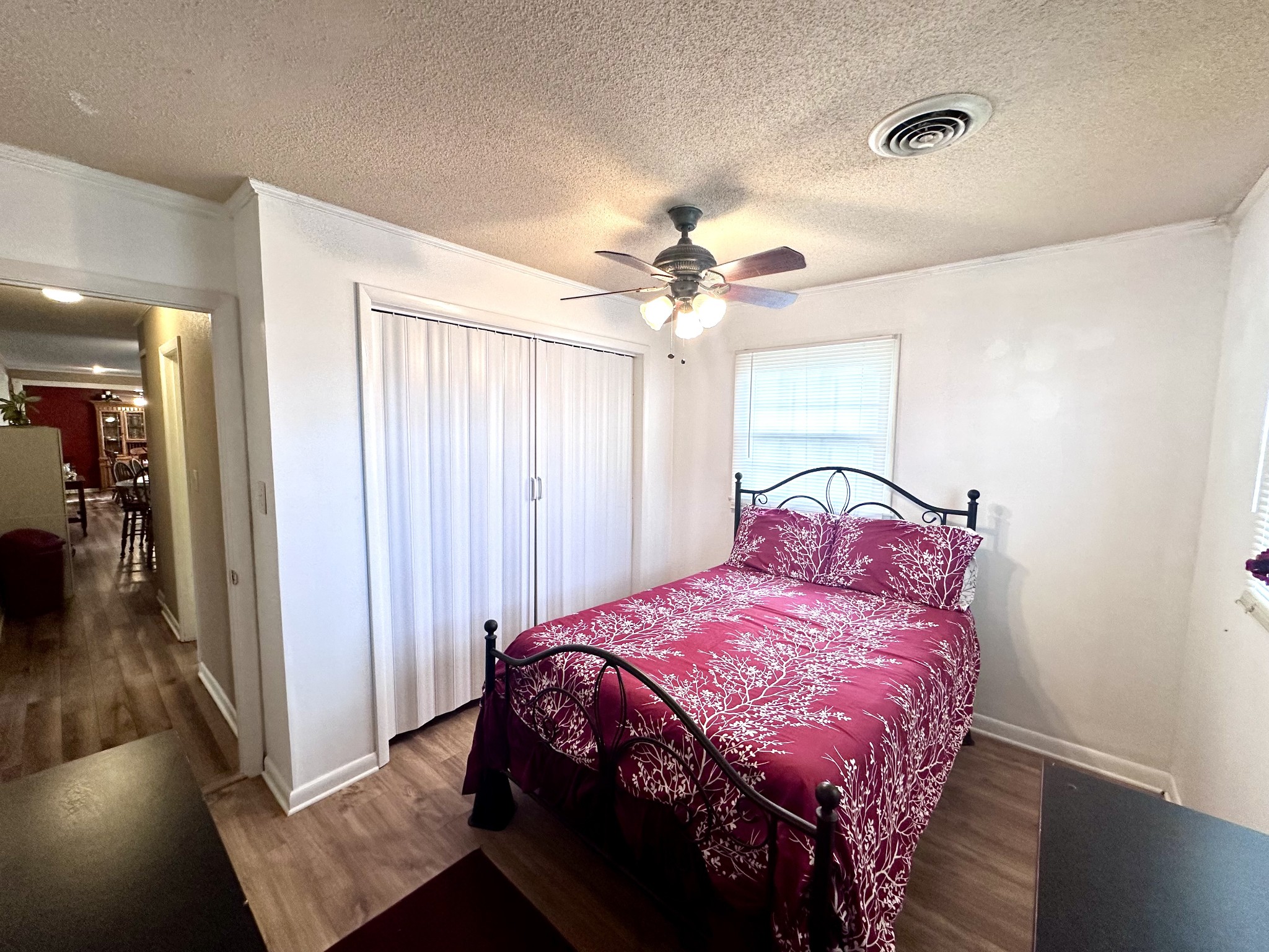 52 Hillcrest Villa Rd