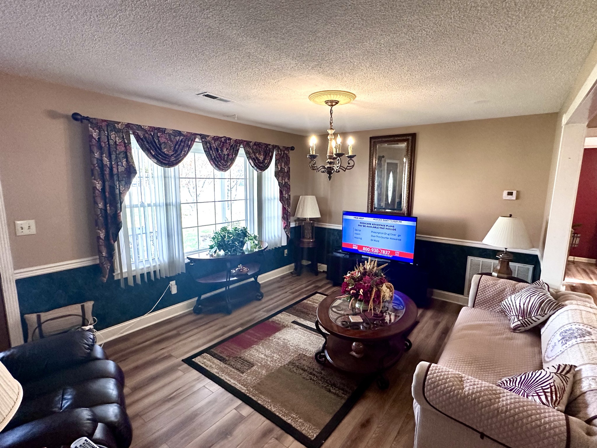 52 Hillcrest Villa Rd