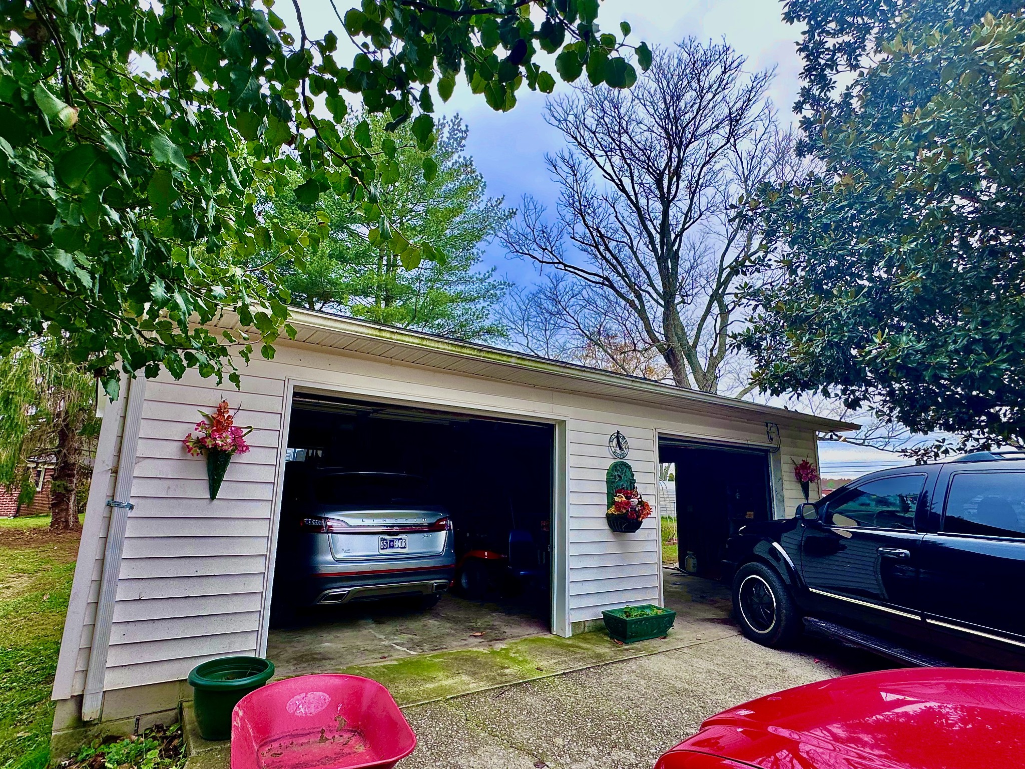 52 Hillcrest Villa Rd