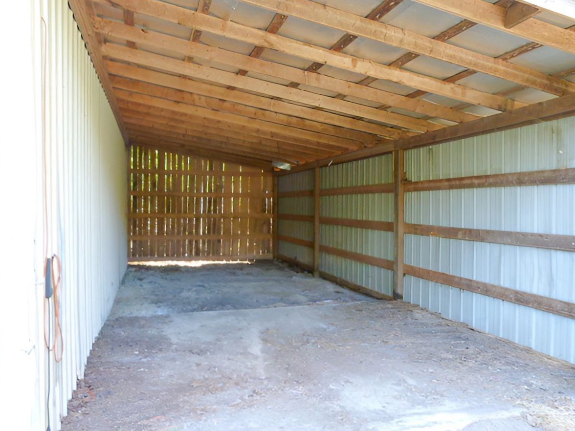 104 Salem Rd