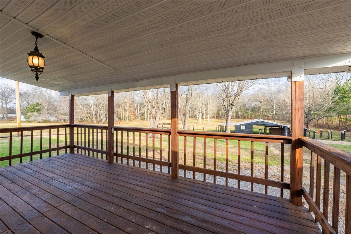 838 Pete Sain Rd