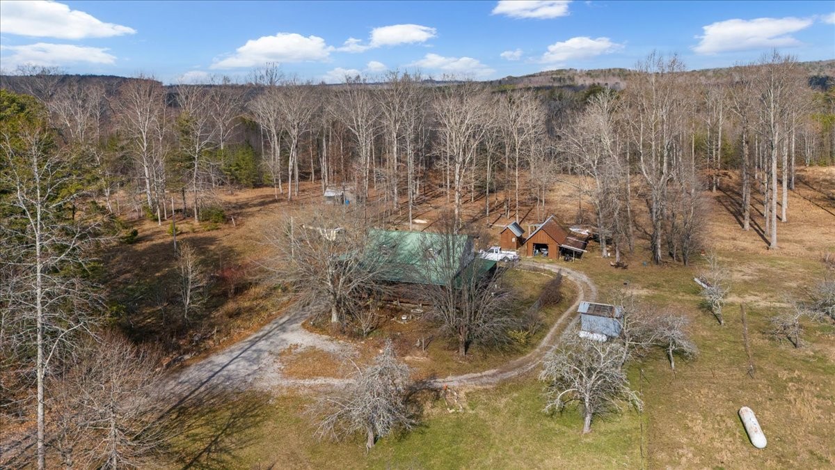 805 Parmley Hollow Rd